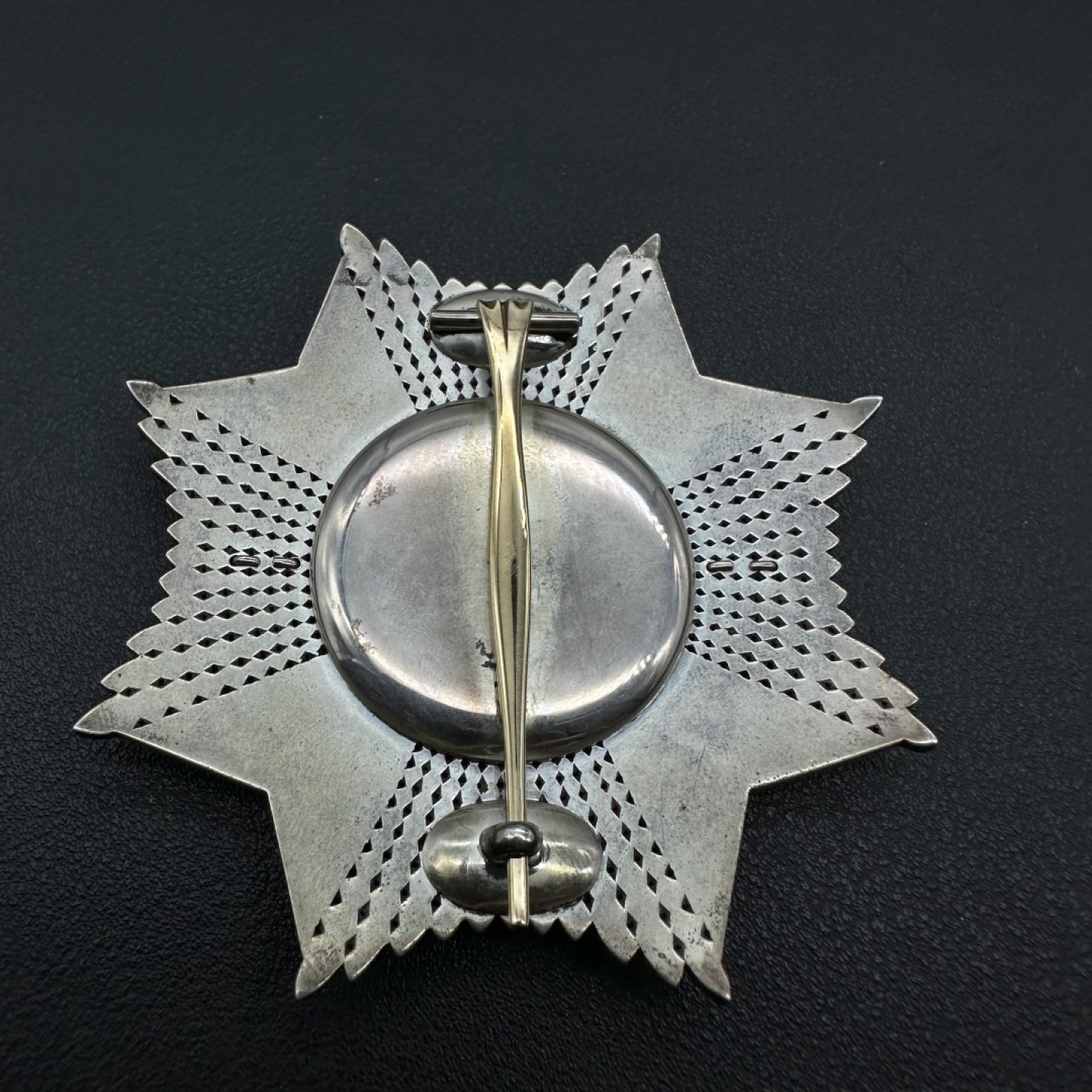 勋章奖章交易所2023年3月4日专拍 大英帝国骑士指挥官级圣米迦勒及圣乔治勋章俗称Kindly Call Me God（请叫我上帝）