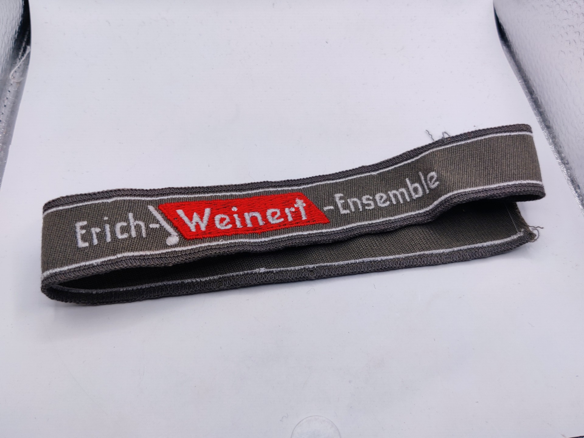 全场0元起拍 第34期 咸鱼国勋章拍卖专场 3月1日（周三）下午6：00开始 东德军乐团袖条