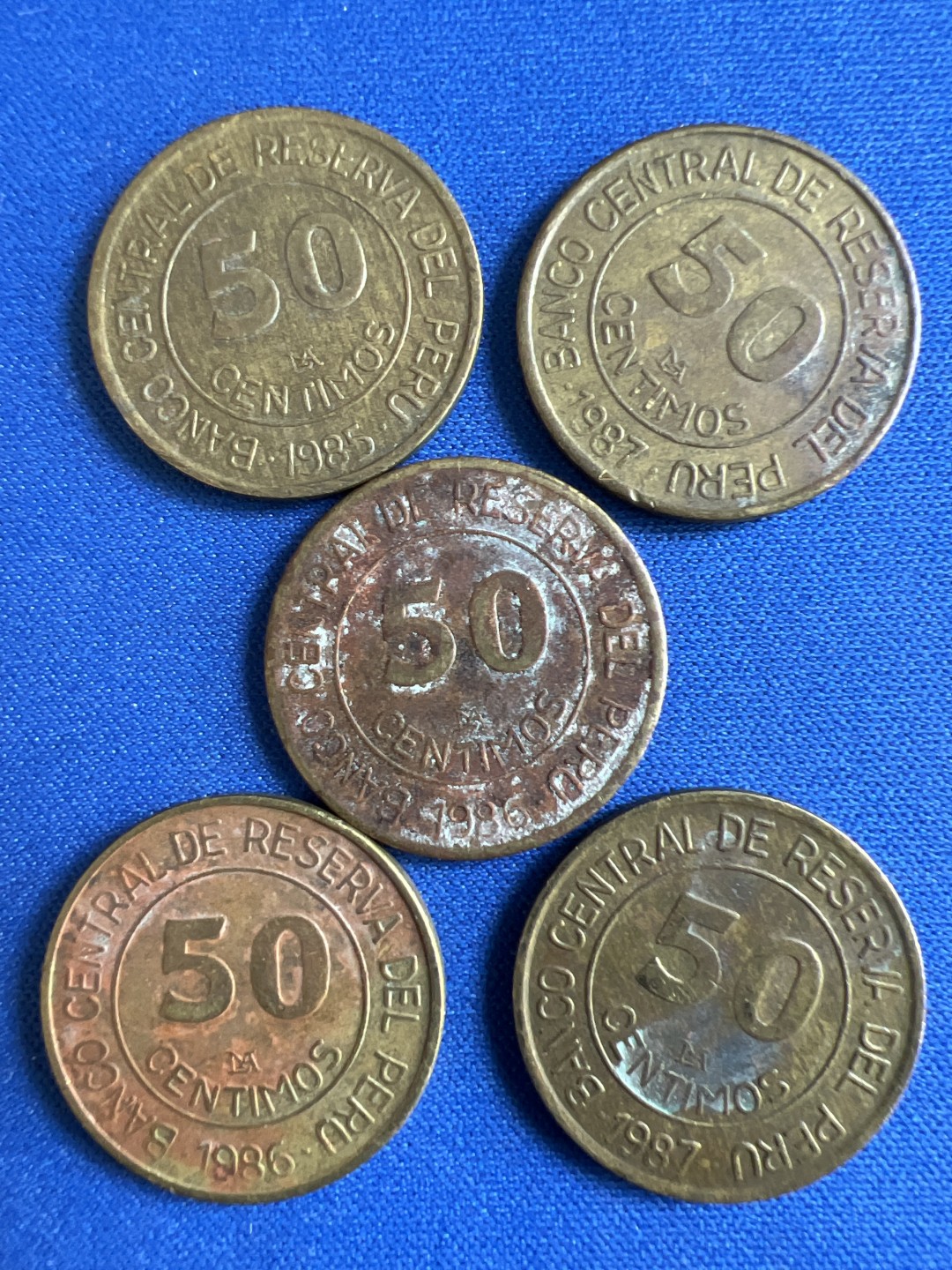 泡泡堂微拍第七十三幕硬币捡漏可累计专场👿👿，零佣金，零押金，累计满二十元包邮，接受代拍业务 秘鲁50分五个