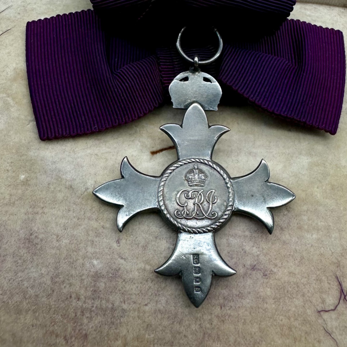 勋章奖章交易所2023年3月4日专拍 成员级大英帝国勋章第一版女版