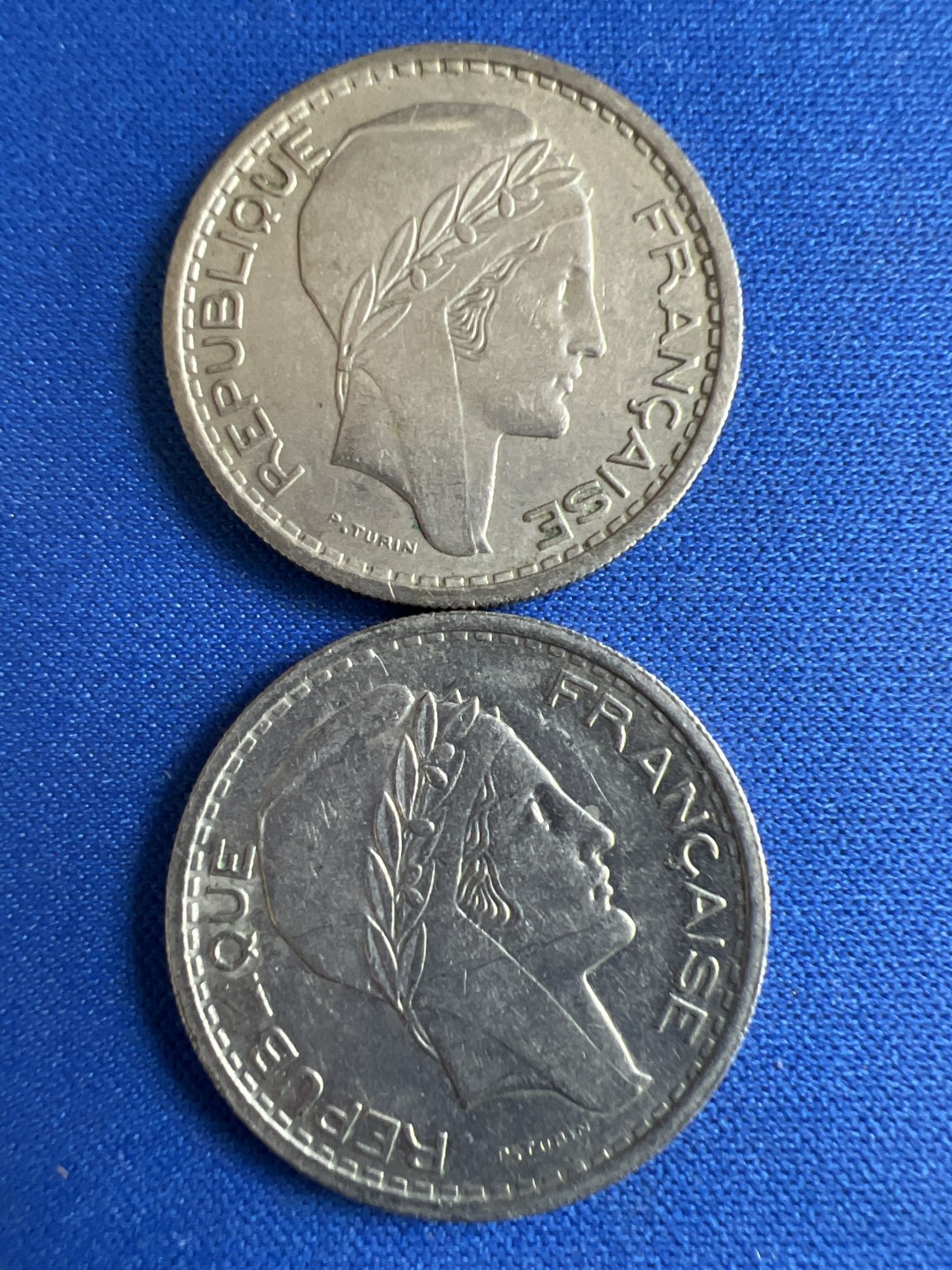 泡泡堂微拍第七十三幕硬币捡漏可累计专场👿👿，零佣金，零押金，累计满二十元包邮，接受代拍业务 法国10法郎一对