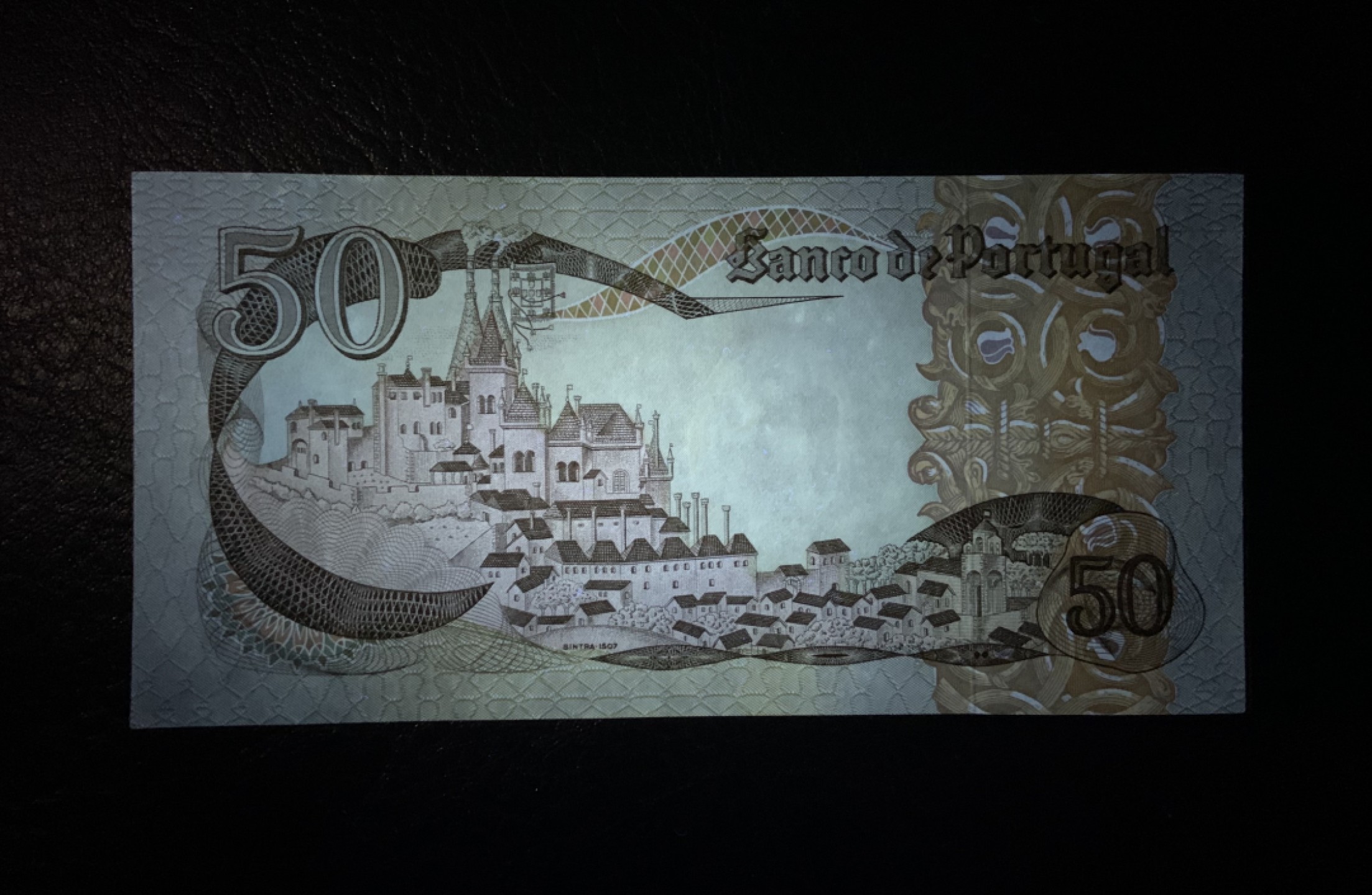 收藏联盟Quantum Auction 第236期拍卖 葡萄牙1980年50埃斯库多 品相UNC 号码无47 倒置号