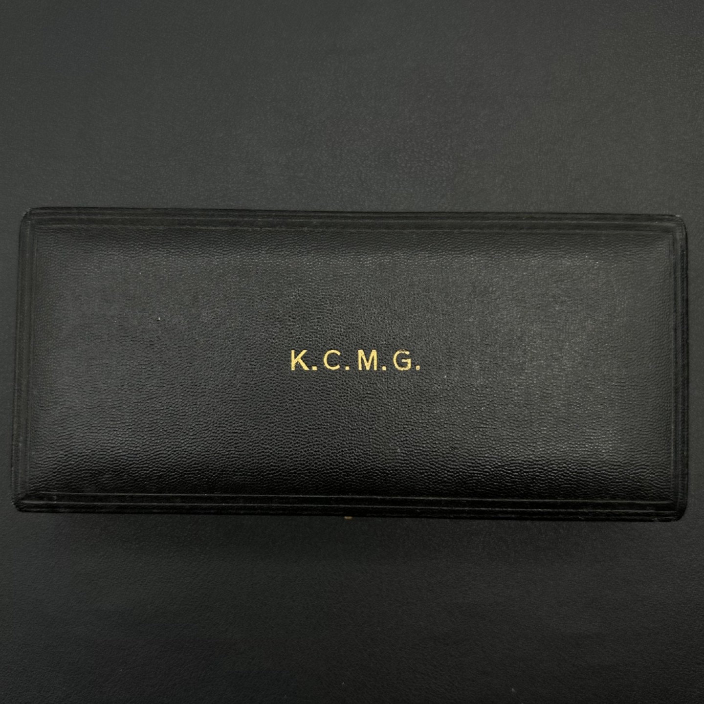 勋章奖章交易所2023年3月4日专拍 大英帝国骑士指挥官级圣米迦勒及圣乔治勋章俗称Kindly Call Me God（请叫我上帝）