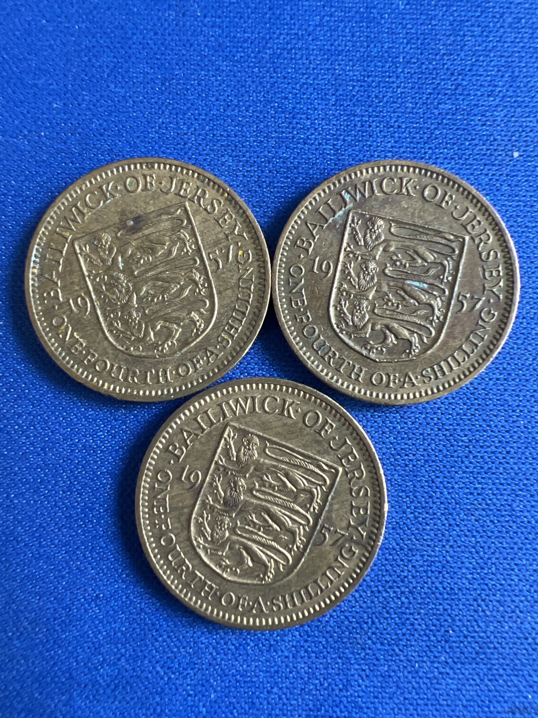 泡泡堂微拍第七十三幕硬币捡漏可累计专场👿👿，零佣金，零押金，累计满二十元包邮，接受代拍业务 泽西岛三枚