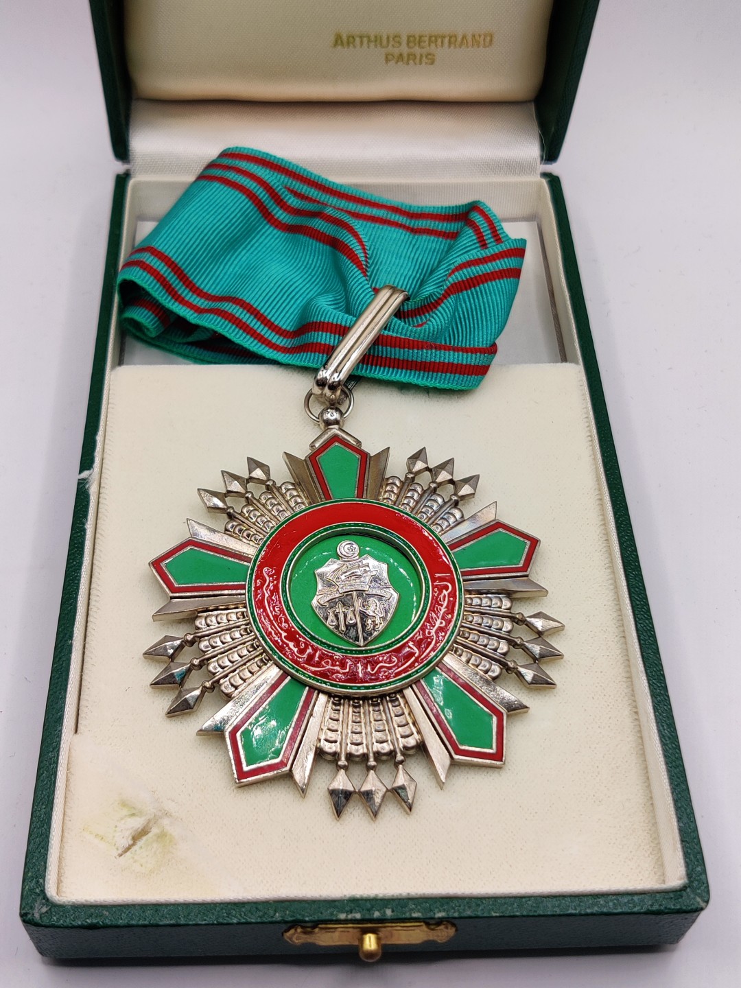 全场0元起拍 第34期 咸鱼国勋章拍卖专场 3月1日（周三）下午6：00开始 指挥官級突尼斯共和国功绩勋章法国亚瑟贝特朗制