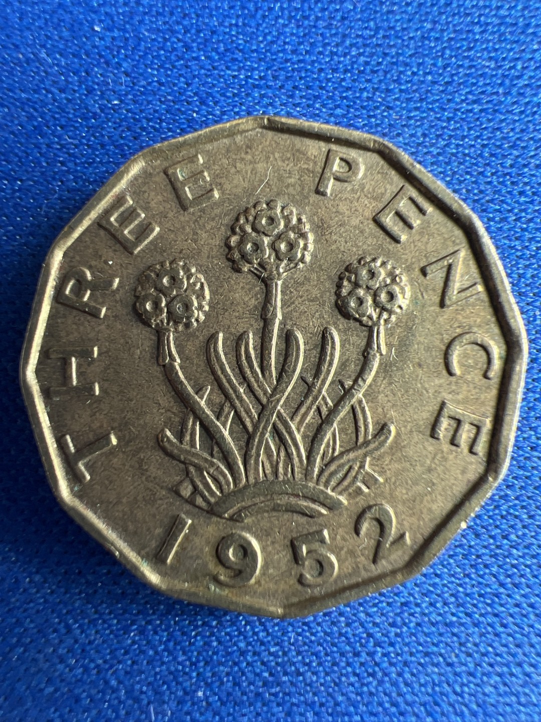 泡泡堂微拍第七十二幕硬币捡漏可累计专场👿👿，零佣金，零押金，累计满二十元包邮，接受代拍业务 乔六三便士1952年