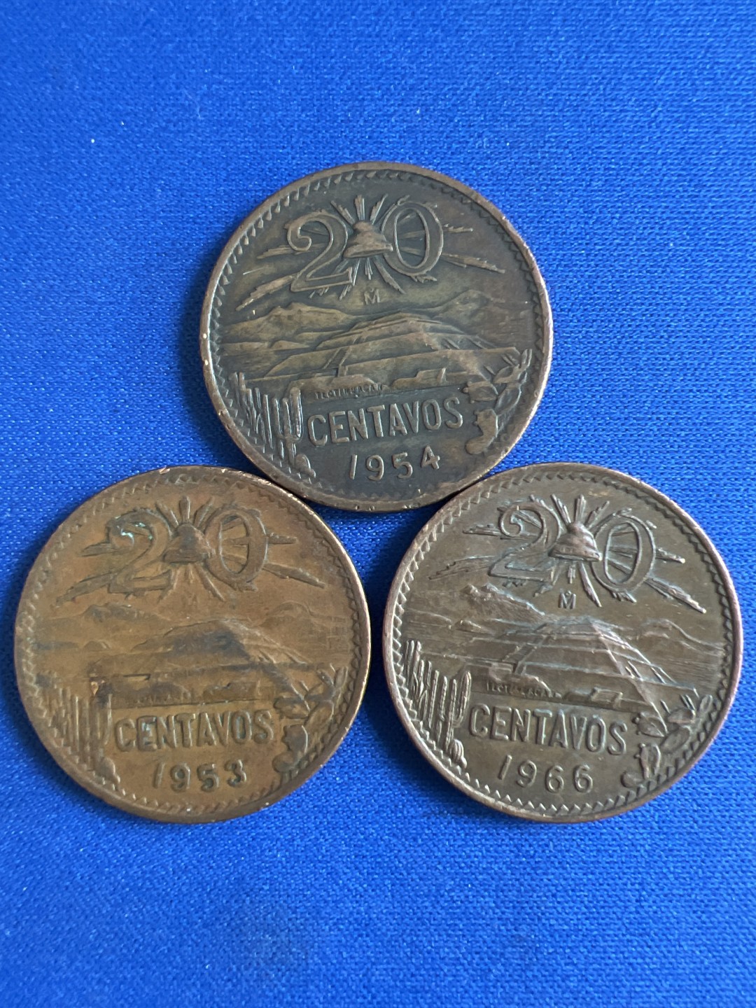 泡泡堂微拍第七十三幕硬币捡漏可累计专场👿👿，零佣金，零押金，累计满二十元包邮，接受代拍业务 墨西哥20分铜币 玛雅金字塔 三枚