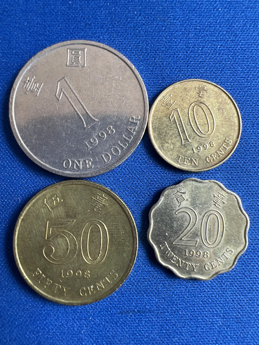 泡泡堂微拍第七十二幕硬币捡漏可累计专场👿👿，零佣金，零押金，累计满二十元包邮，接受代拍业务 香港一组