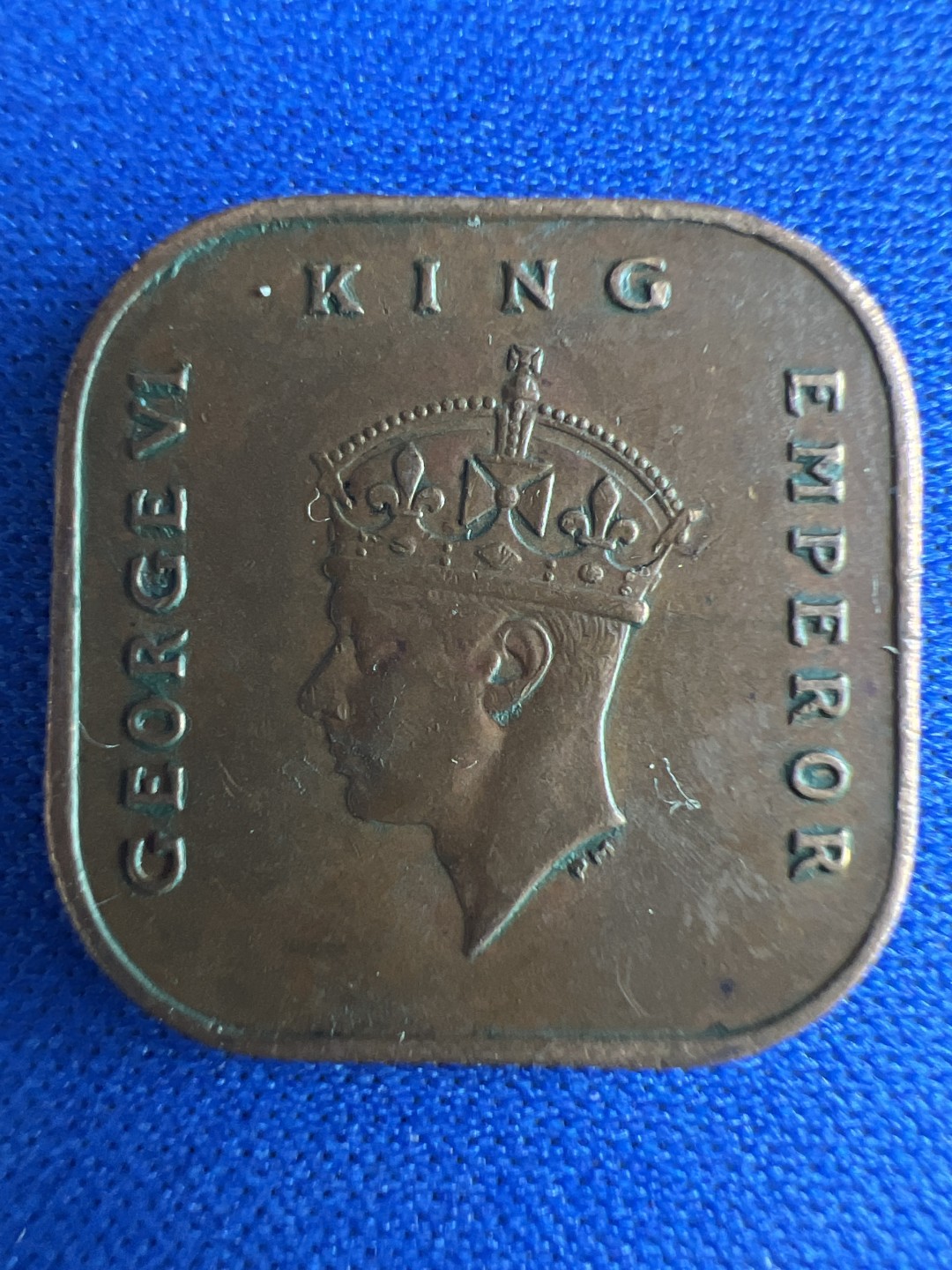 泡泡堂微拍第七十三幕硬币捡漏可累计专场👿👿，零佣金，零押金，累计满二十元包邮，接受代拍业务 马来西亚1945年正方铜币