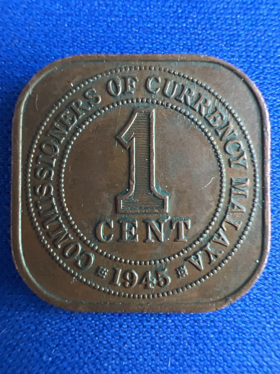 泡泡堂微拍第七十三幕硬币捡漏可累计专场👿👿，零佣金，零押金，累计满二十元包邮，接受代拍业务 马来西亚1945年正方铜币