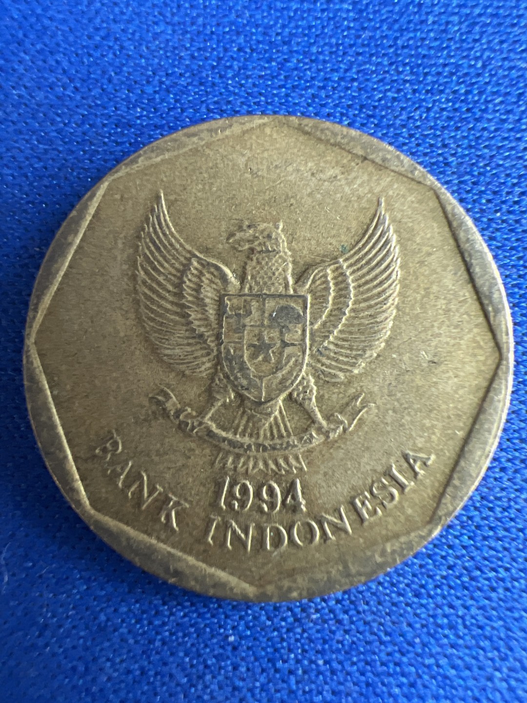 泡泡堂微拍第七十三幕硬币捡漏可累计专场👿👿，零佣金，零押金，累计满二十元包邮，接受代拍业务 印度尼西亚100元