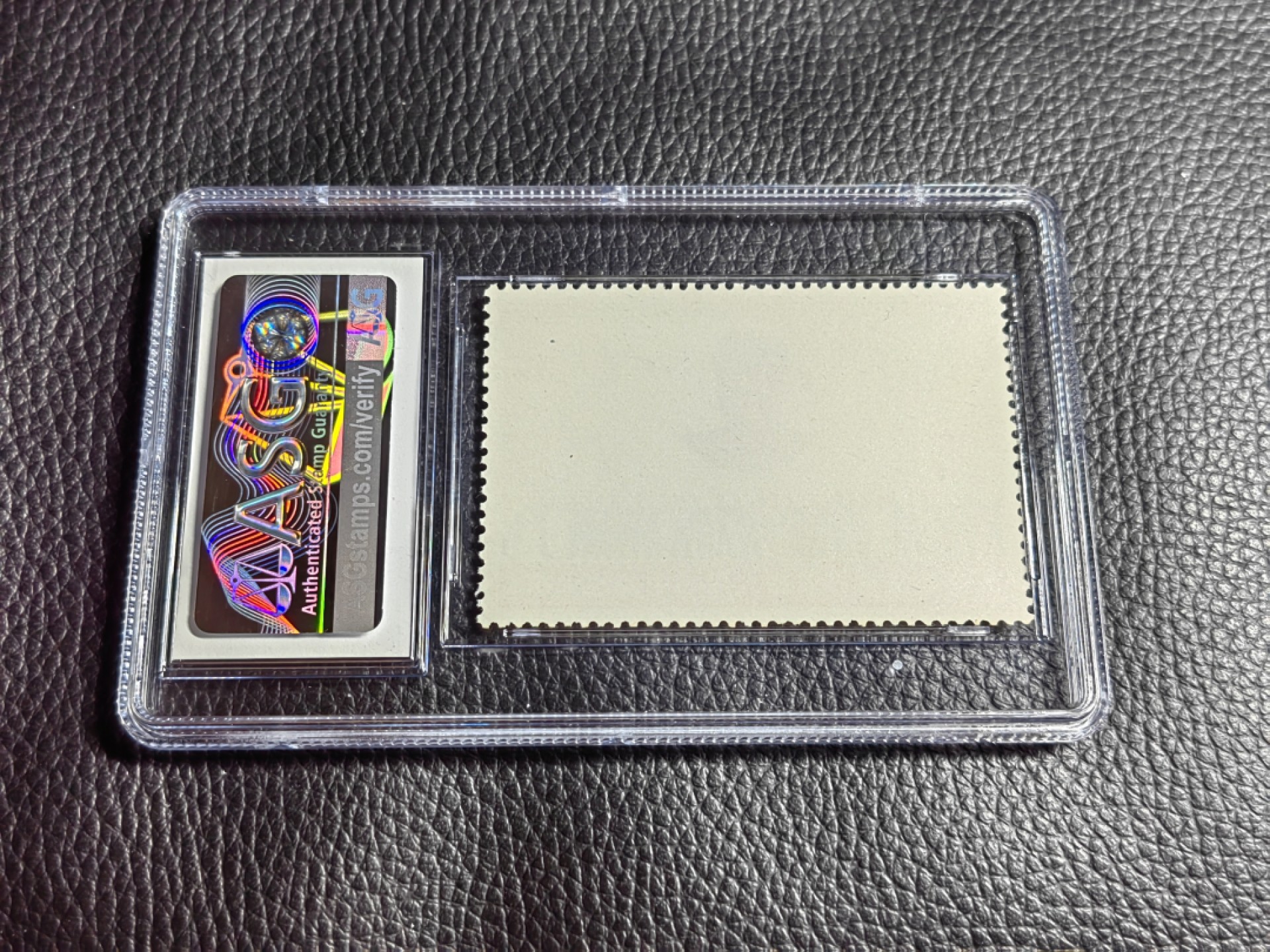 洪涛臻品批发群  精选邮票限时拍卖第一百八十九期 文6红太阳新  ASG90高分OG，文革精品大热门，玩文革绕不开的品种，最严格时期一次性出分，票状态一流，一手出分，壳子完好无划痕，高分藏家首选，书房必备，喜欢不要错过