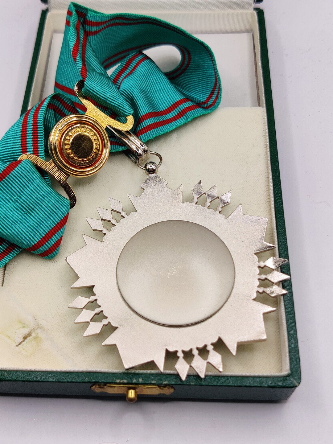 全场0元起拍 第34期 咸鱼国勋章拍卖专场 3月1日（周三）下午6：00开始 指挥官級突尼斯共和国功绩勋章法国亚瑟贝特朗制