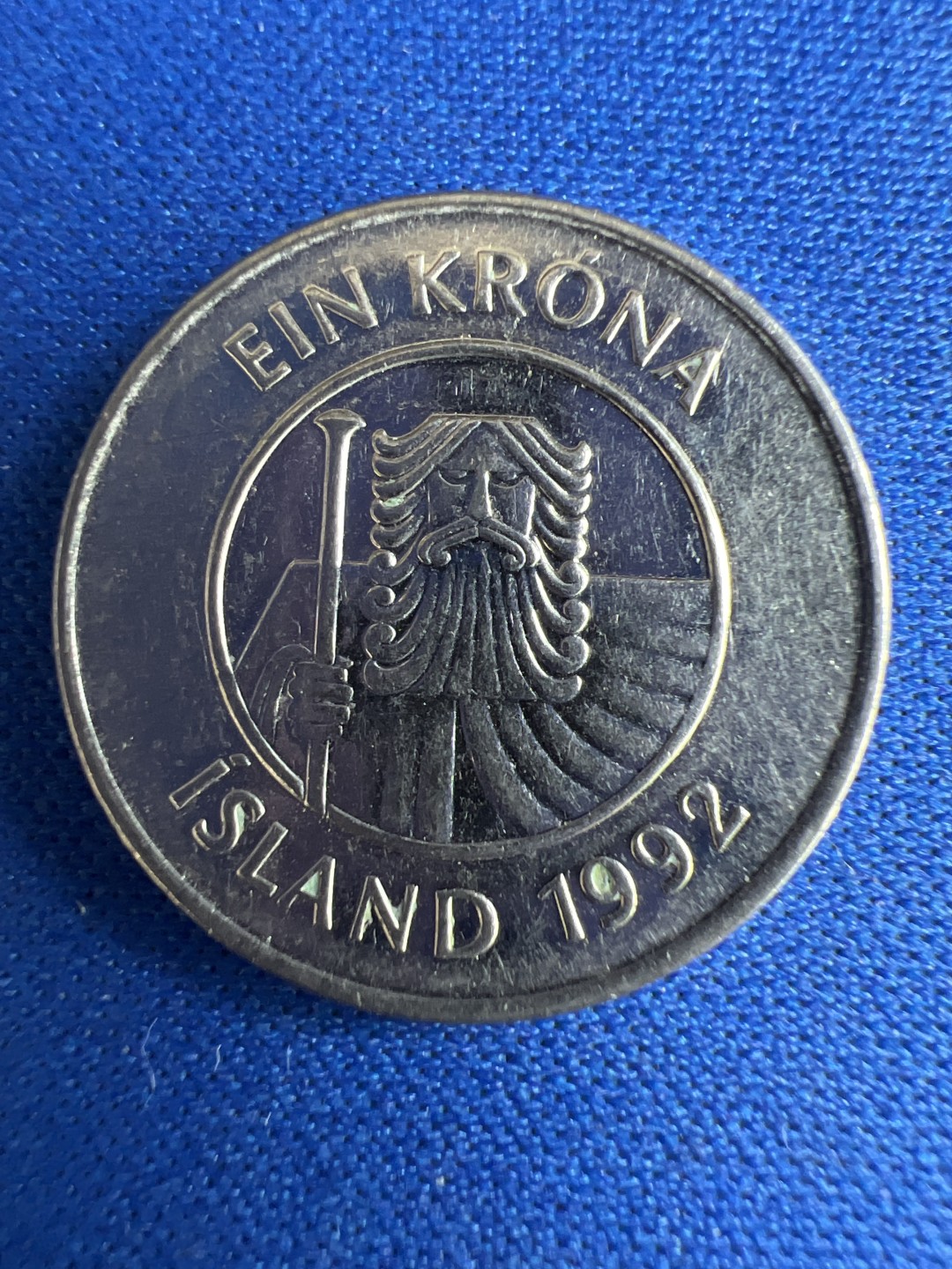 泡泡堂微拍第七十三幕硬币捡漏可累计专场👿👿，零佣金，零押金，累计满二十元包邮，接受代拍业务 冰岛1992年一克朗