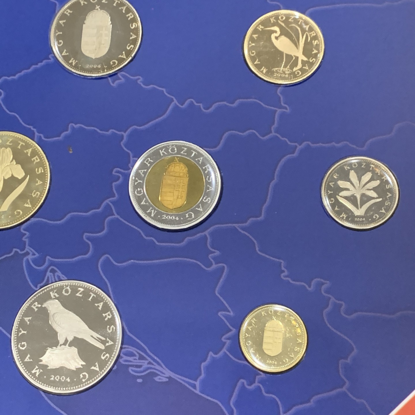 《竞宝斋》第140场-周日，周一，周四 3拍 (全场包邮) 匈牙利 2004年 八枚套不同面值 原厂封装PROOF精制套币 少见品种最近也涨的多