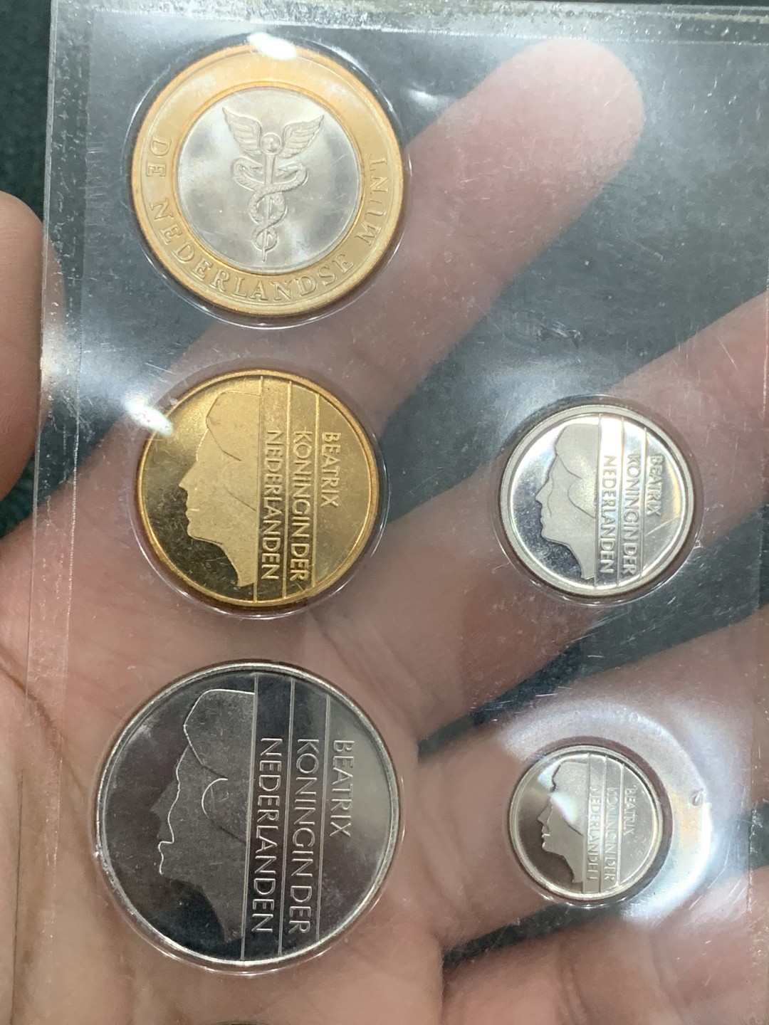 《竞宝斋》第140场-周日，周一，周四 3拍 (全场包邮) 荷兰1998年 七枚套不同面值 原厂封装