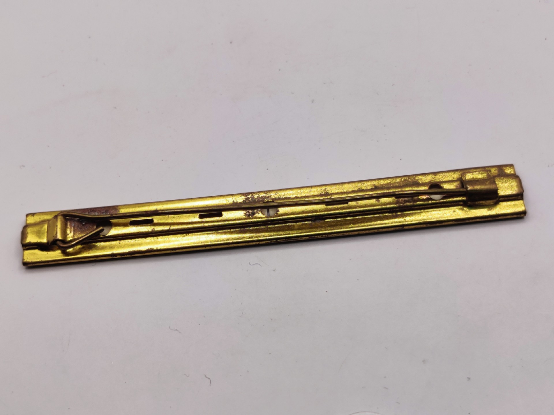 全场0元起拍 第35期 咸鱼国勋章拍卖专场 3月5日（周日）下午6：00开始 东德警察四连略