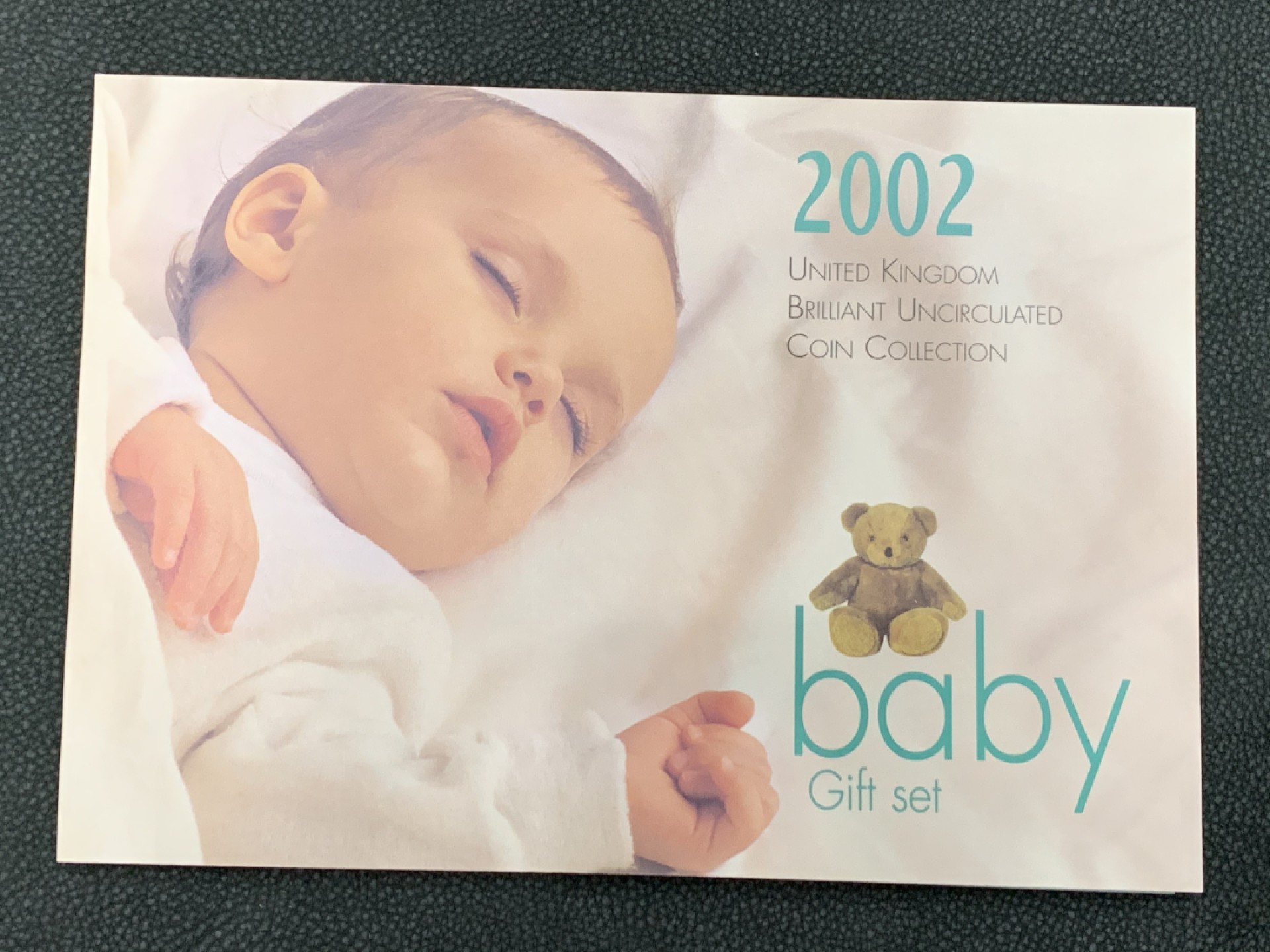 《竞宝斋》第140场-周日，周一，周四 3拍 (全场包邮) 英国 2002年 八枚套 不同面值 原厂封装套币 非常漂亮