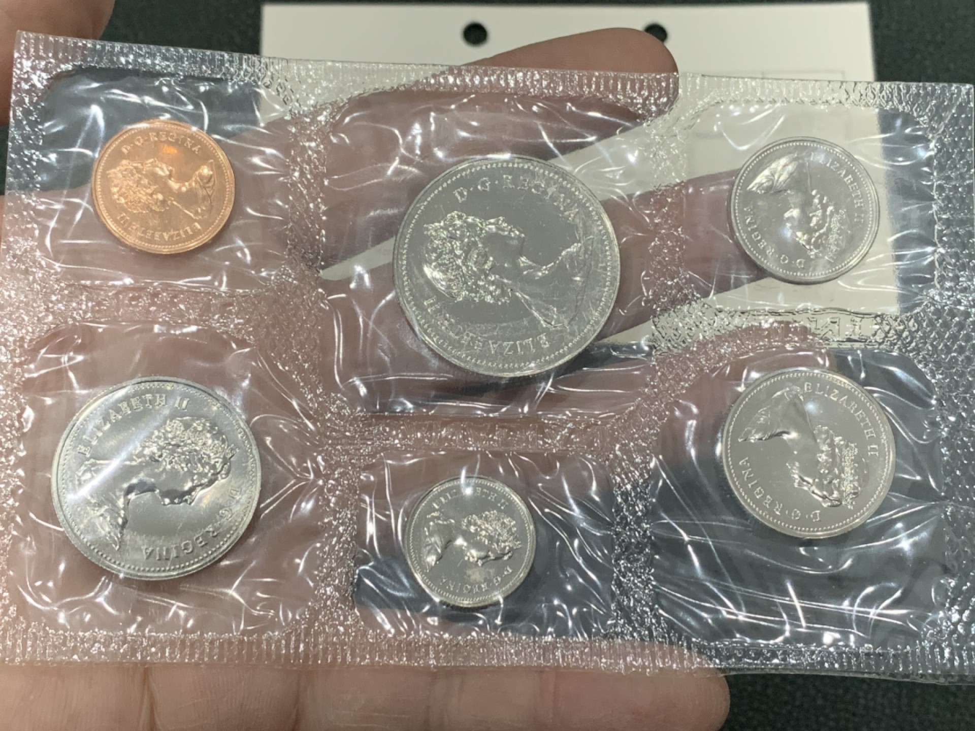 《竞宝斋》第140场-周日，周一，周四 3拍 (全场包邮) 加拿大 1979年六枚套 不同面值 原厂封装带外壳