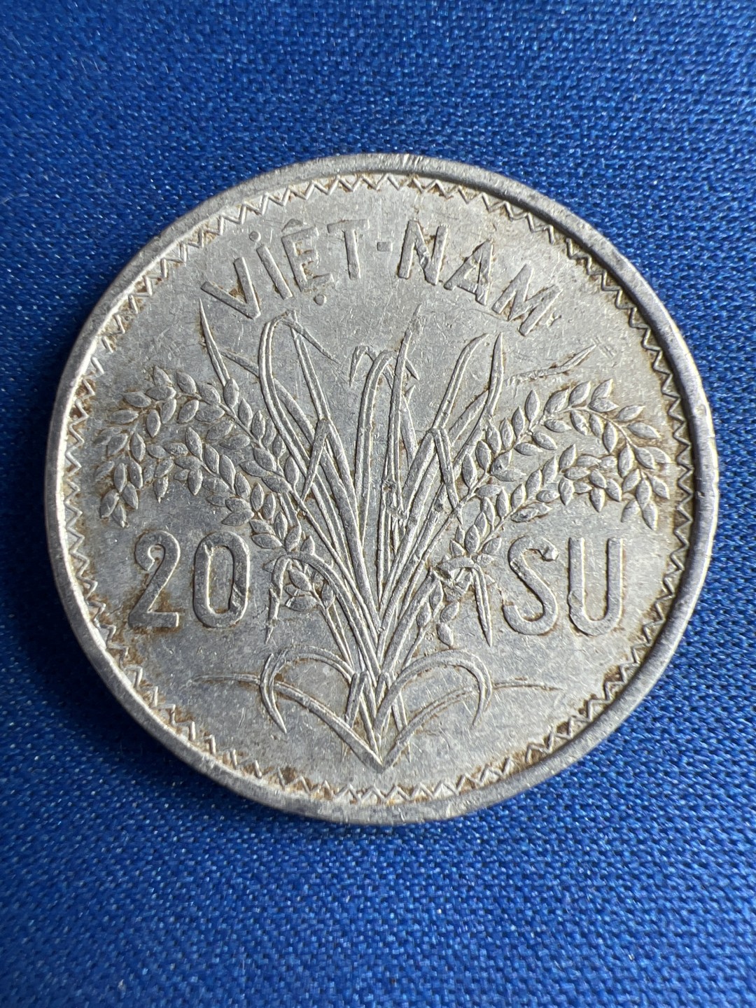 泡泡堂微拍第七十四幕硬币捡漏可累计专场👿👿，零佣金，零押金，累计满二十元包邮，接受代拍业务 越南20苏