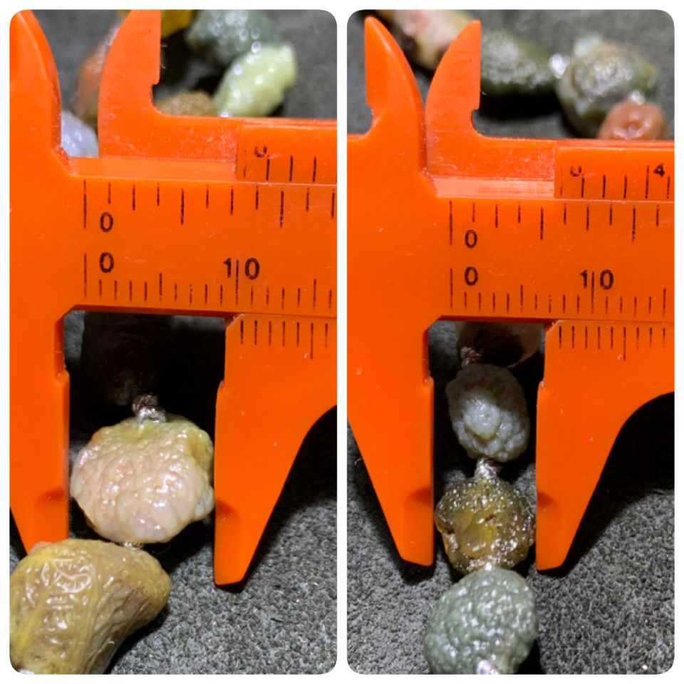 精美新疆黑山筋脉石玛瑙原石项链一条，