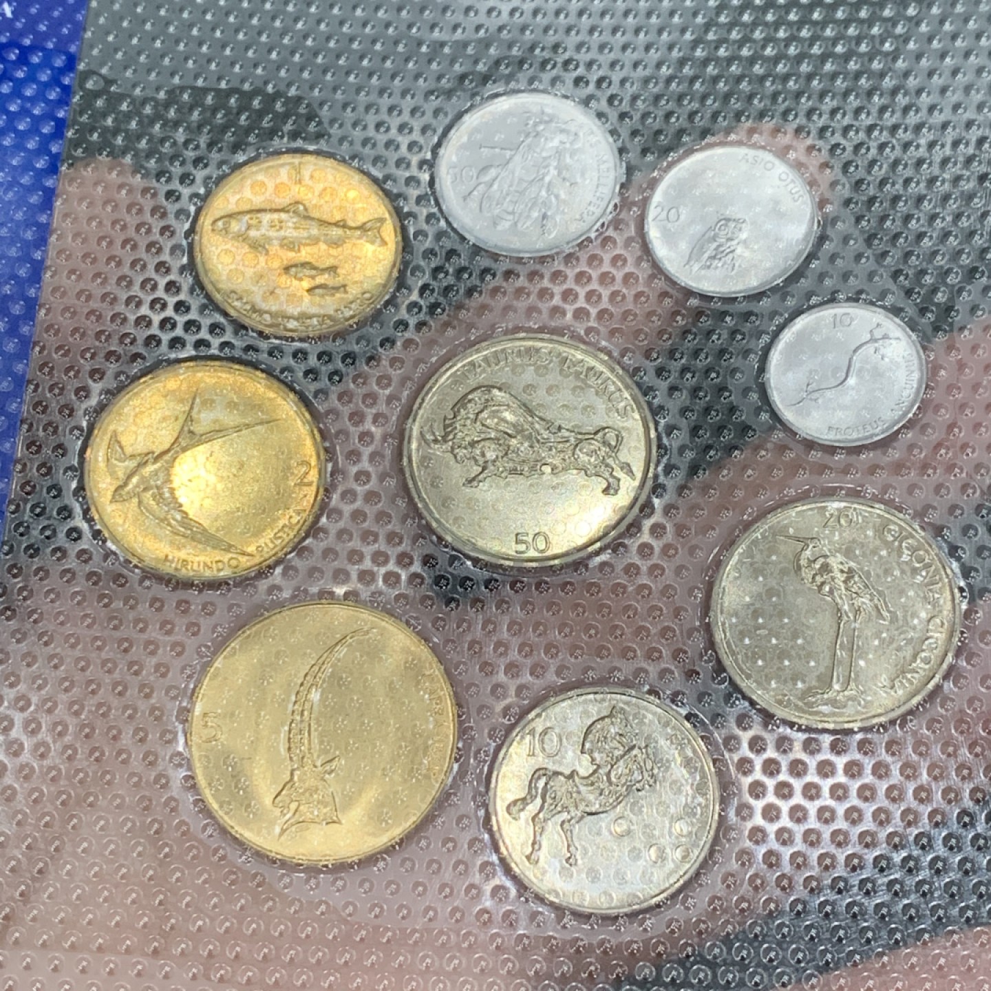 《竞宝斋》第140场-周日，周一，周四 3拍 (全场包邮) 斯洛文尼亚 九枚套 不同面值