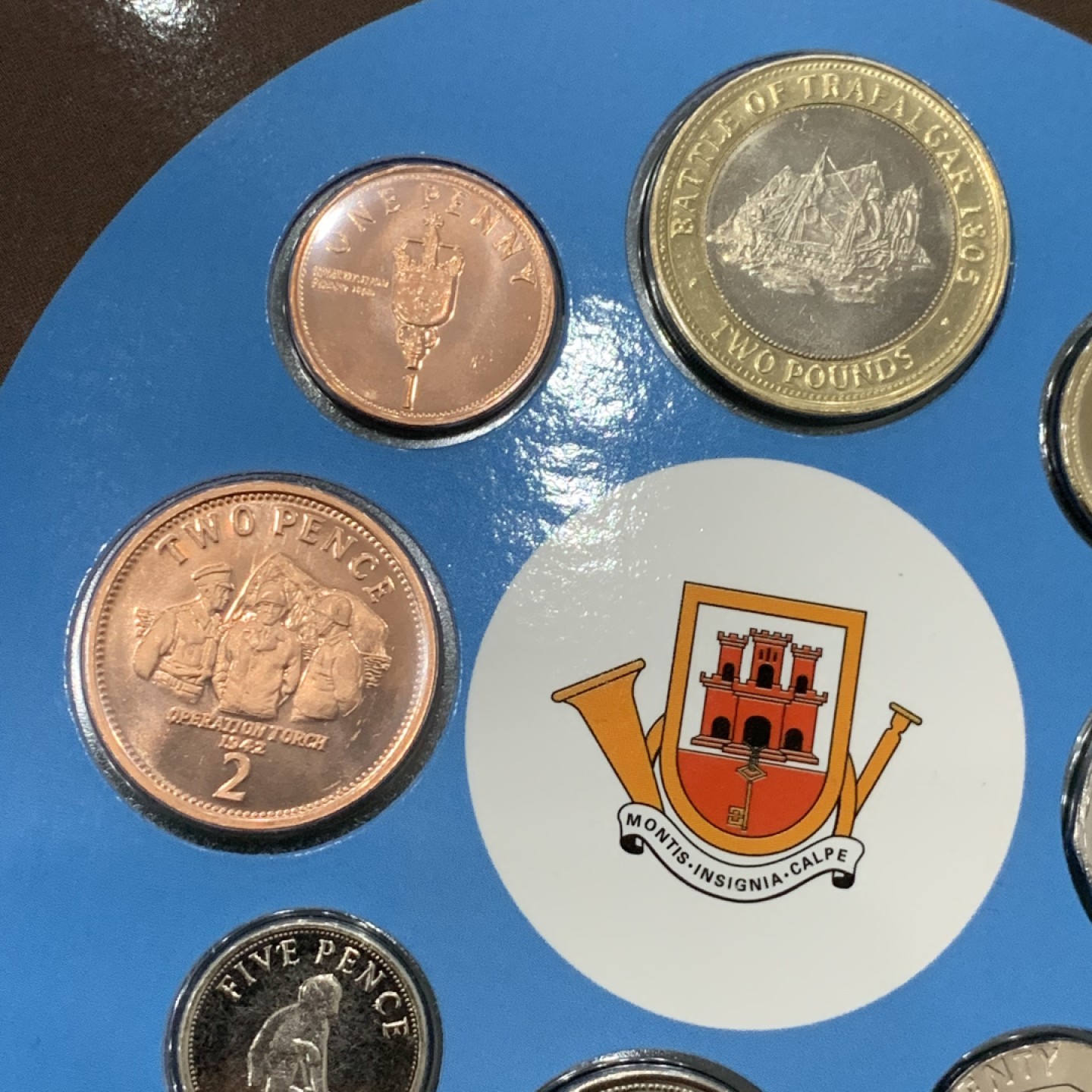 《竞宝斋》第140场-周日，周一，周四 3拍 (全场包邮) 直布罗陀2009年 八枚套不同面值 原厂封装套币