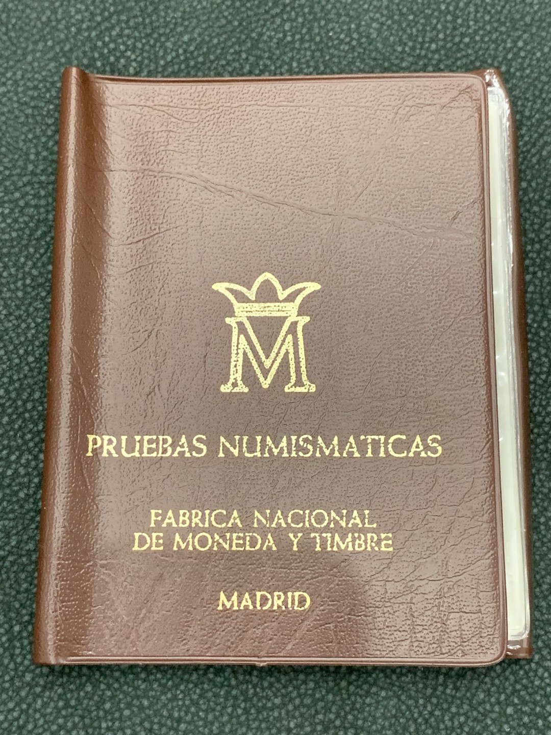 《竞宝斋》第140场-周日，周一，周四 3拍 (全场包邮) 西班牙 1972年 佛朗哥 六枚套PROOF 精制套币 原厂包装