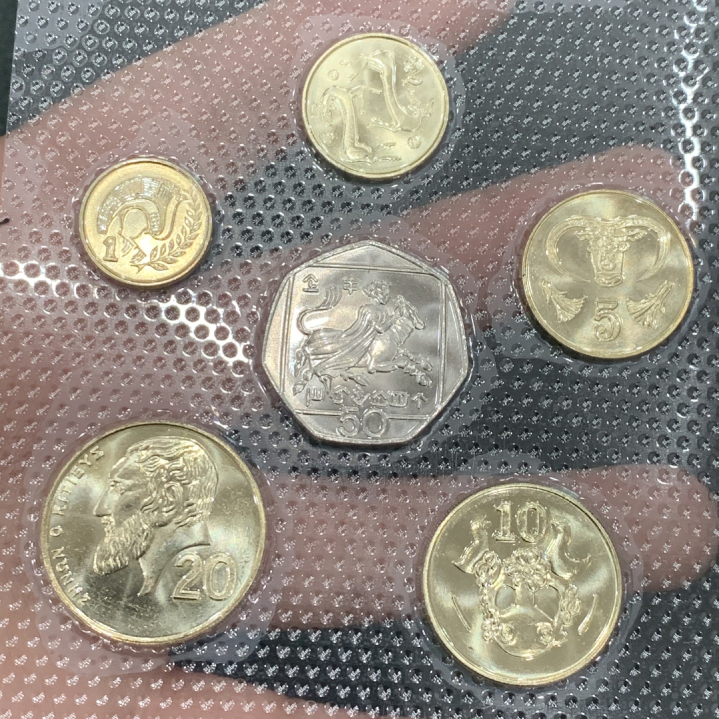 《竞宝斋》第140场-周日，周一，周四 3拍 (全场包邮) 塞浦路斯 六枚套 不同面值 稀少