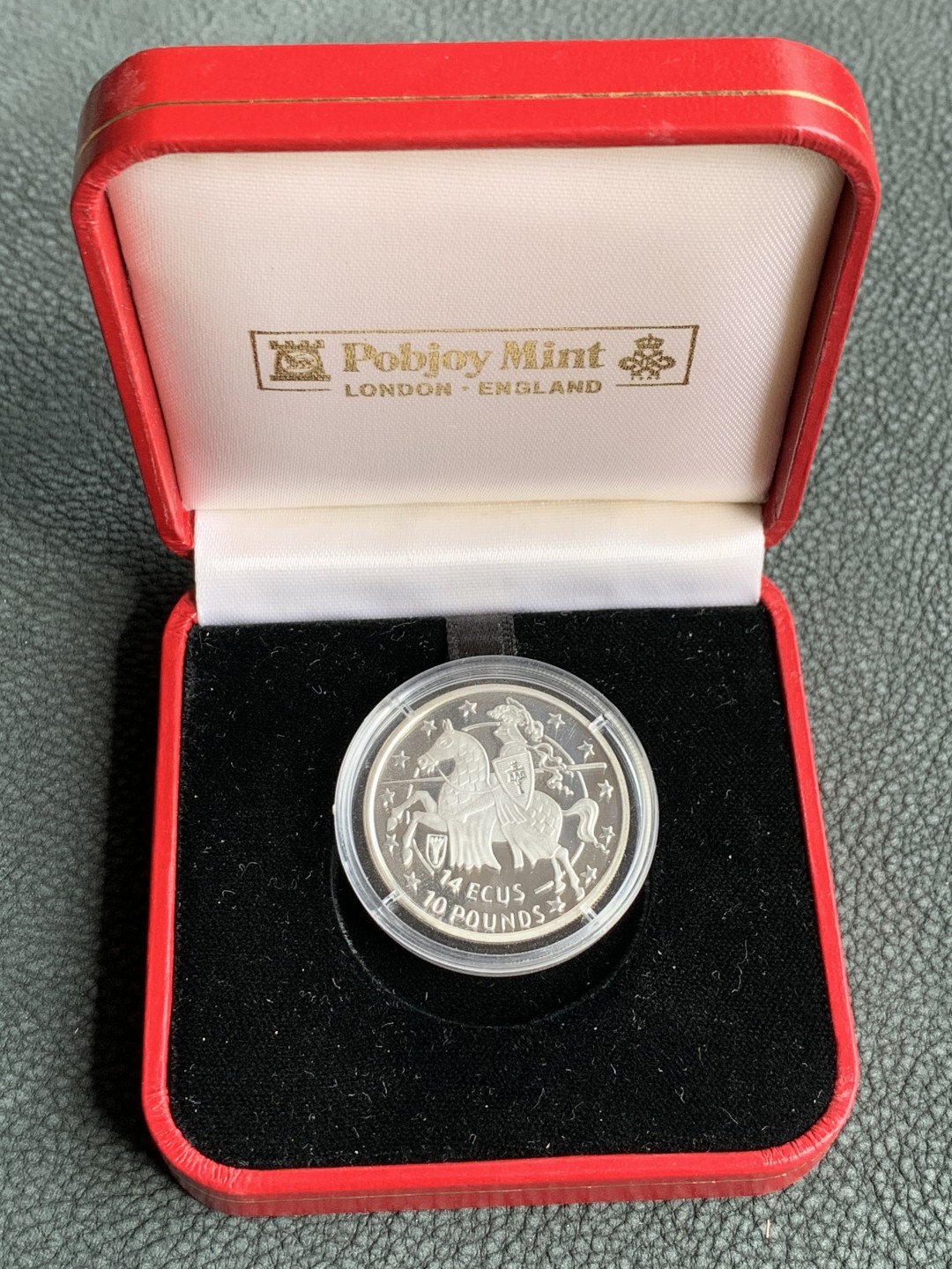 《竞宝斋》第140场-周日，周一，周四 3拍 (全场包邮) 直布罗陀1992年 骑士 14ECUS/10镑银币 红盒子证书