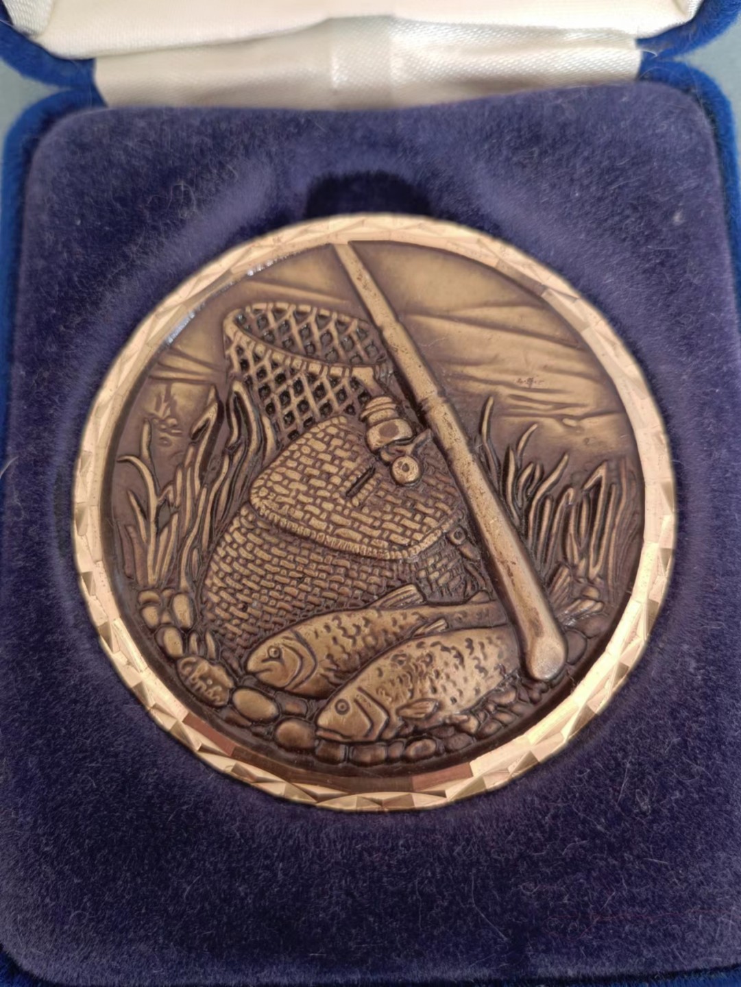 欧洲勋章纪念章第九期 爱尔兰铜章，垂钓奖励，61mm，原盒