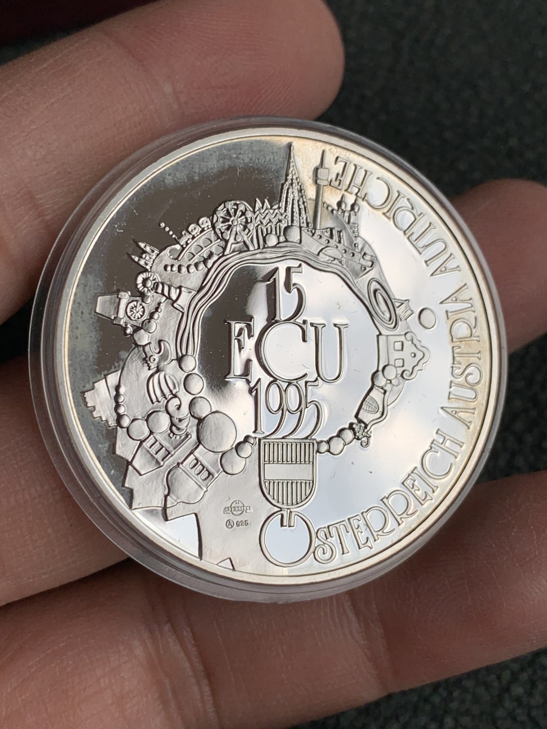 《竞宝斋》第140场-周日，周一，周四 3拍 (全场包邮) 奥地利1995年 15艾古精制大银币 30.12克 925银