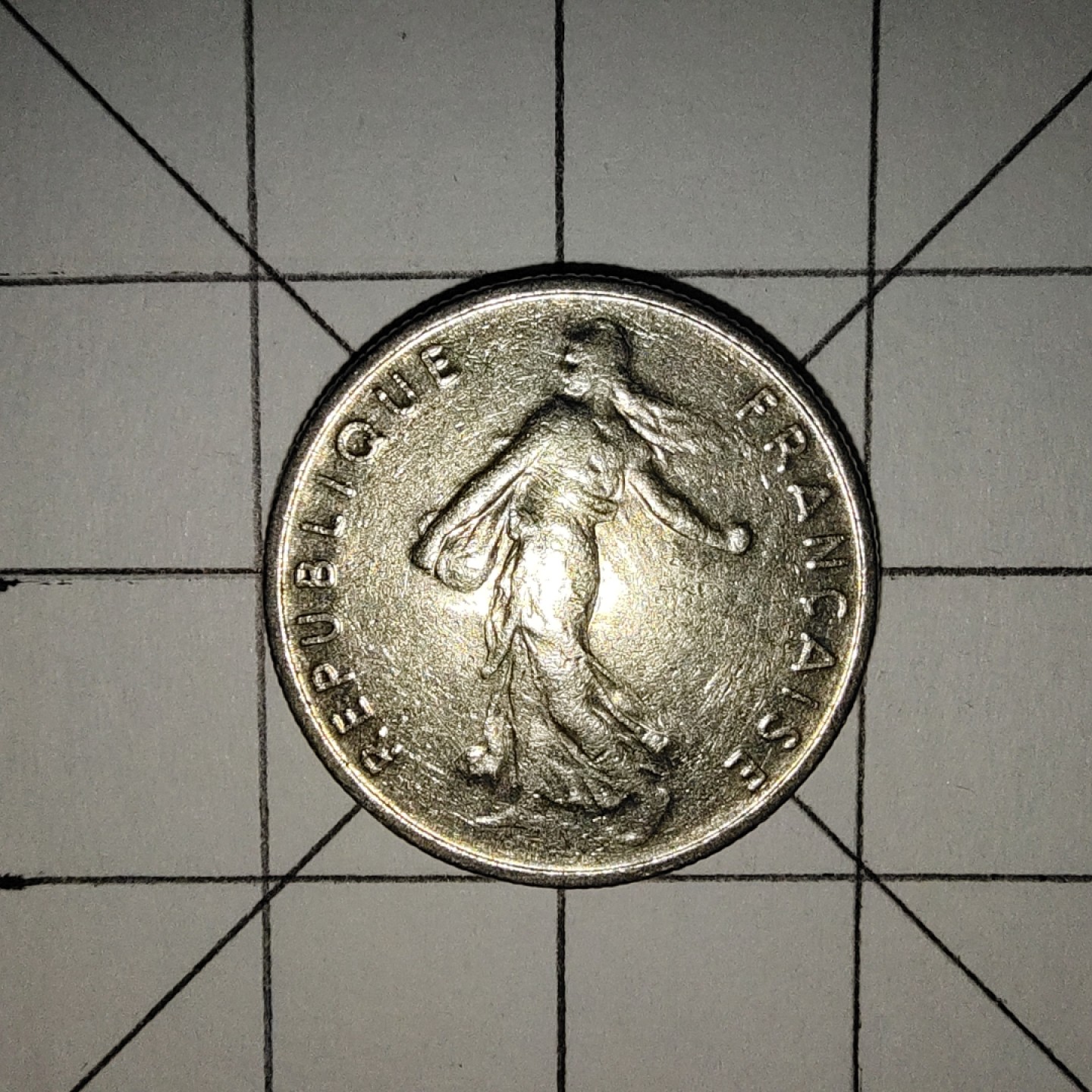 世界硬币第13期(满20包邮，可多场累计。捡漏，无押金，无佣金) 法国1/2法郎1965年