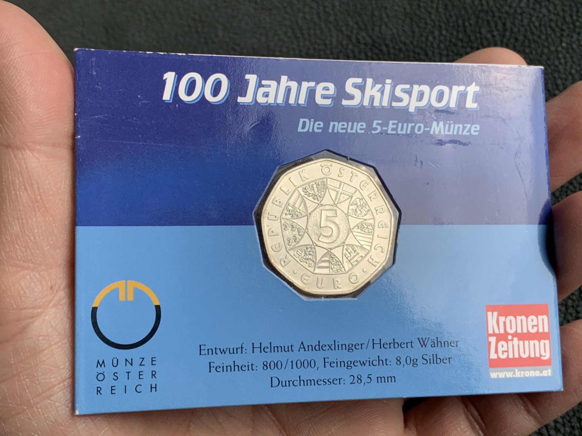 《竞宝斋》第140场-周日，周一，周四 3拍 (全场包邮) 奥地利 2005年 滑雪5欧元 九角型银币