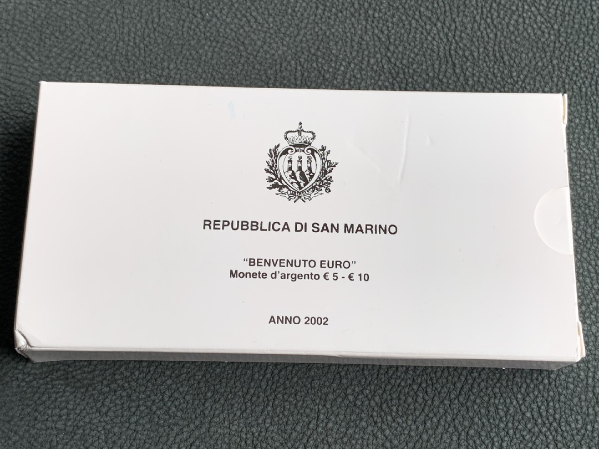 《竞宝斋》第140场-周日，周一，周四 3拍 (全场包邮) 圣马力诺2002年 第一套欧元纪念 5/10欧元 精制银币 原盒证书