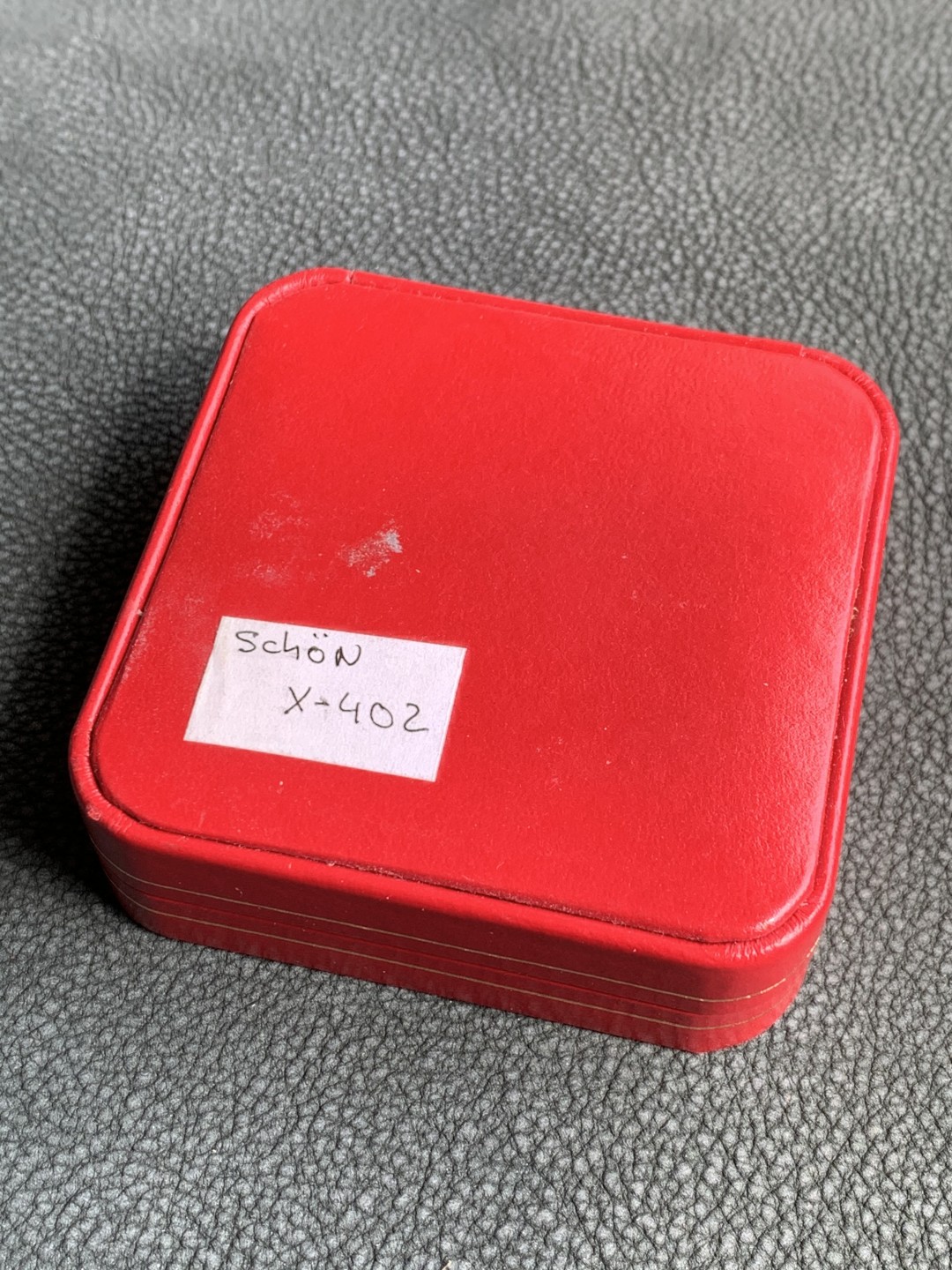 《竞宝斋》第140场-周日，周一，周四 3拍 (全场包邮) 马德拉岛 1994年 美人日出图 21ECU精制银币 红盒子带证书