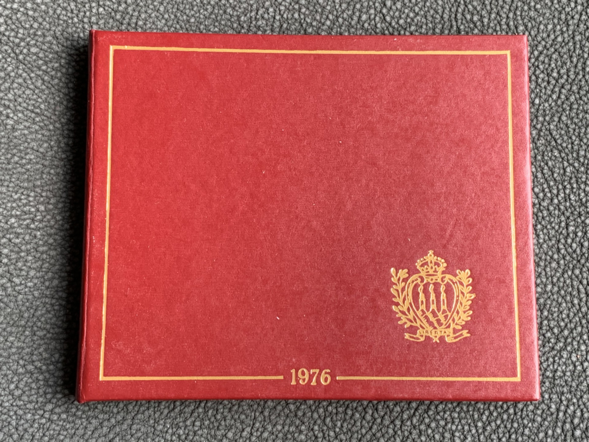 《竞宝斋》第140场-周日，周一，周四 3拍 (全场包邮) 圣马力诺 1976年 播种 500里拉银币 五彩包浆 