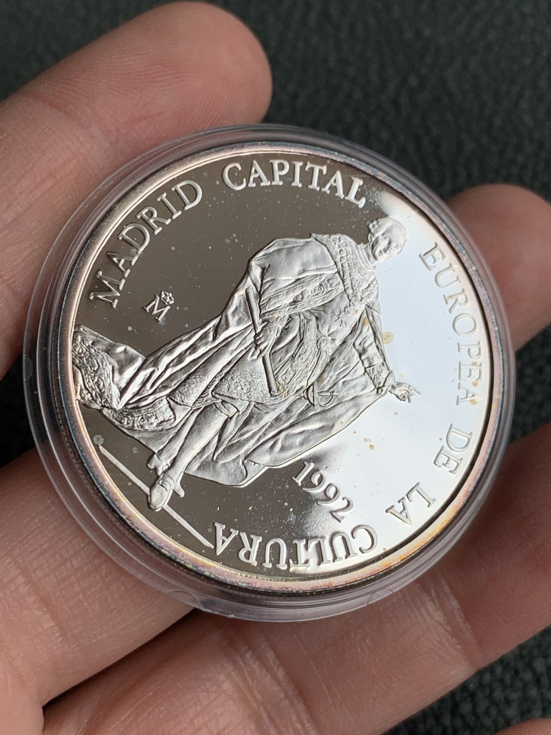 《竞宝斋》第140场-周日，周一，周四 3拍 (全场包邮) 西班牙1992年 5ECU 精制大银币 33.6克 原盒证书