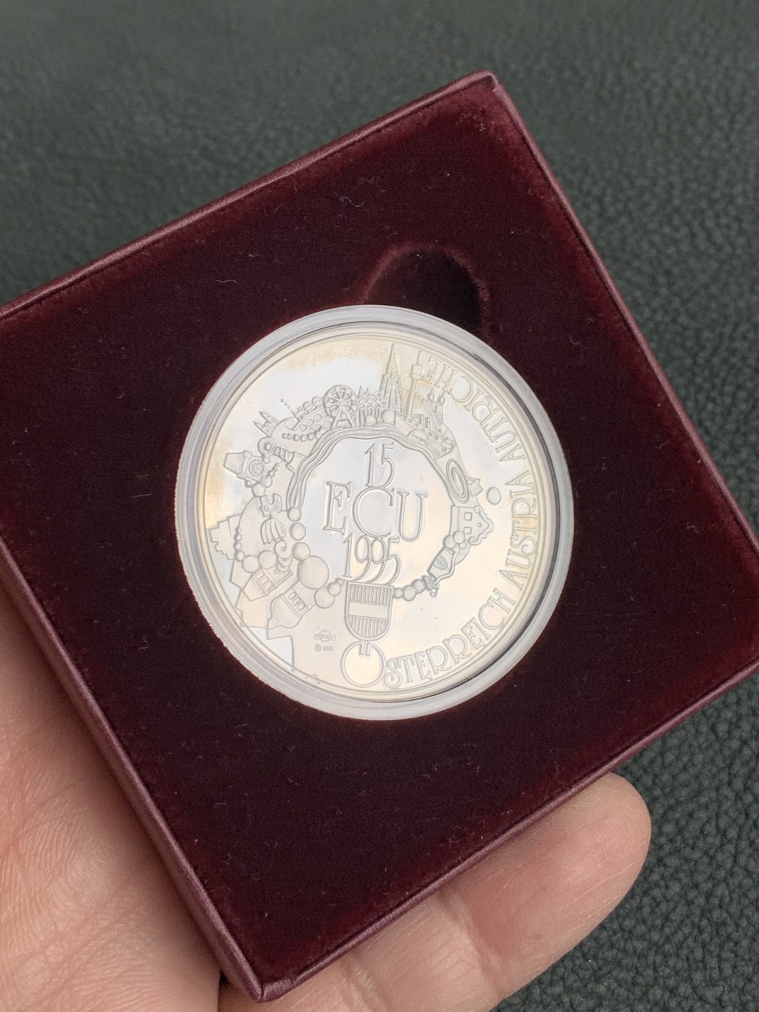 《竞宝斋》第140场-周日，周一，周四 3拍 (全场包邮) 奥地利1995年 15艾古精制大银币 30.12克 925银