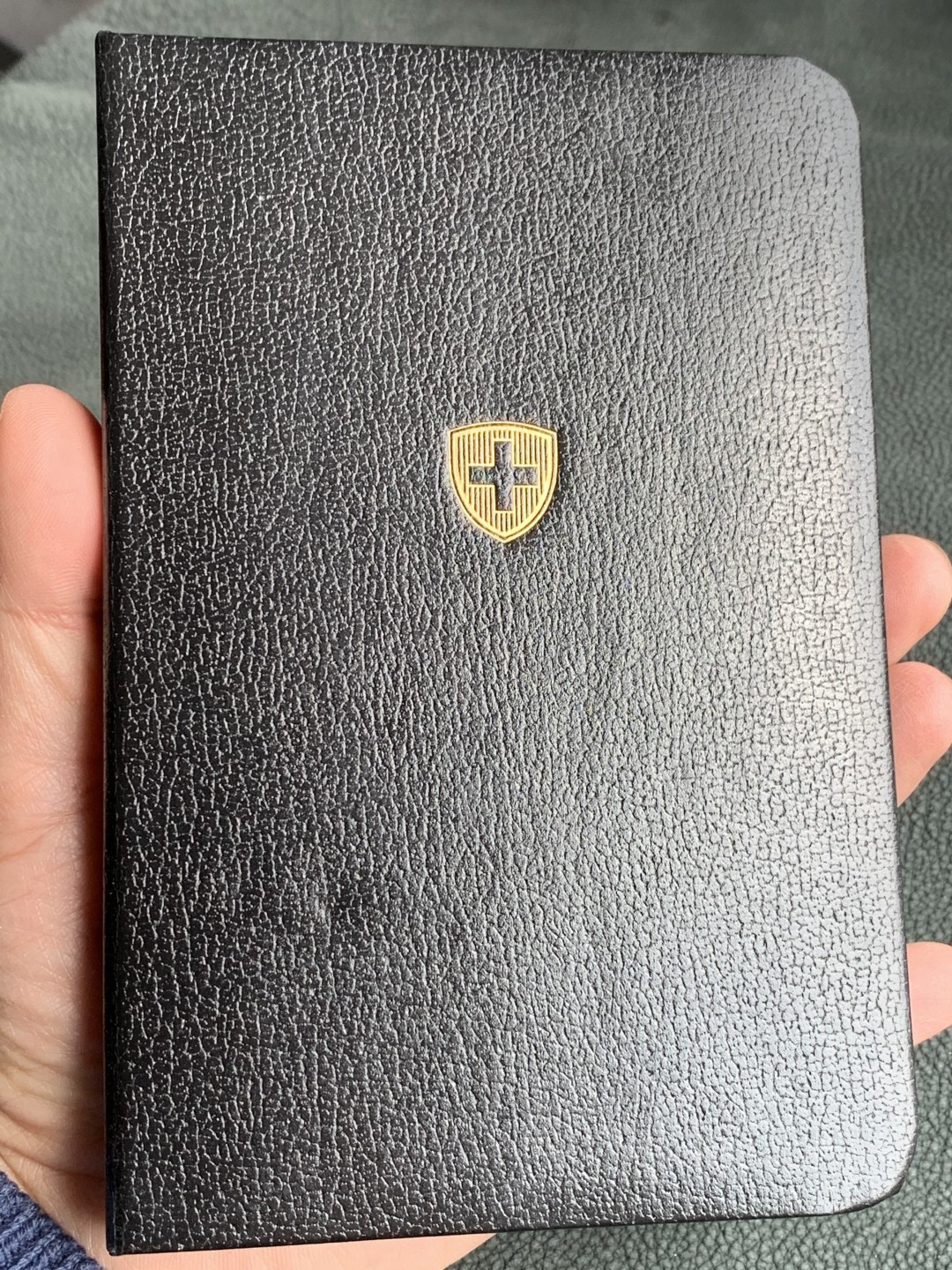 《竞宝斋》第140场-周日，周一，周四 3拍 (全场包邮) 瑞士1990年 八枚套 不同面值精制PROOF套币 