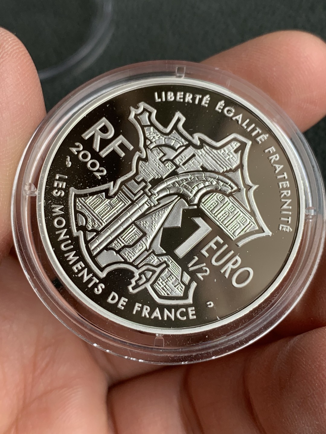 《竞宝斋》第140场-周日，周一，周四 3拍 (全场包邮) 法国2002年 蒙马特 1 1/2欧元精制大银币 PROOF 原盒证书