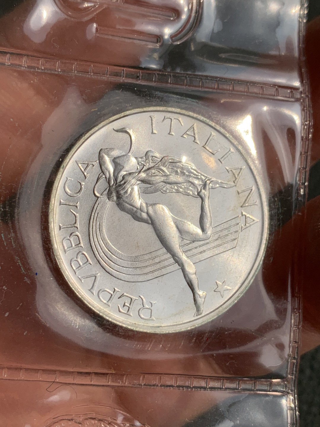 《竞宝斋》第140场-周日，周一，周四 3拍 (全场包邮) 意大利 1987年 世界田径比赛纪念 500里拉银币 原封装