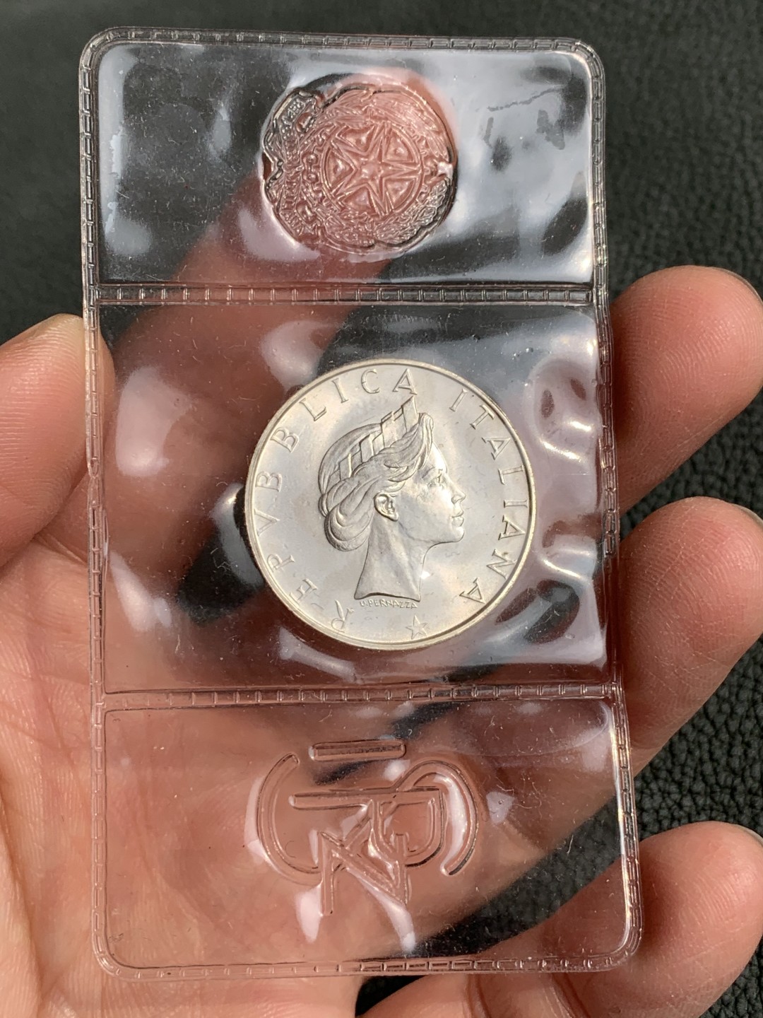 《竞宝斋》第140场-周日，周一，周四 3拍 (全场包邮) 意大利 1986年 世界和平纪念 500里拉银币 原封装