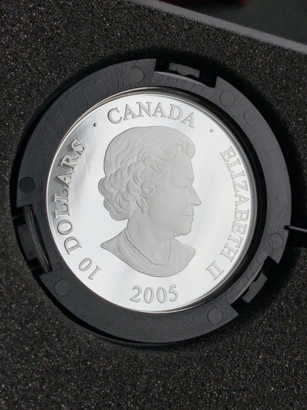 《竞宝斋》第140场-周日，周一，周四 3拍 (全场包邮) 加拿大 2005年 教皇访问 10美元精制大银币 25.175克 纯银