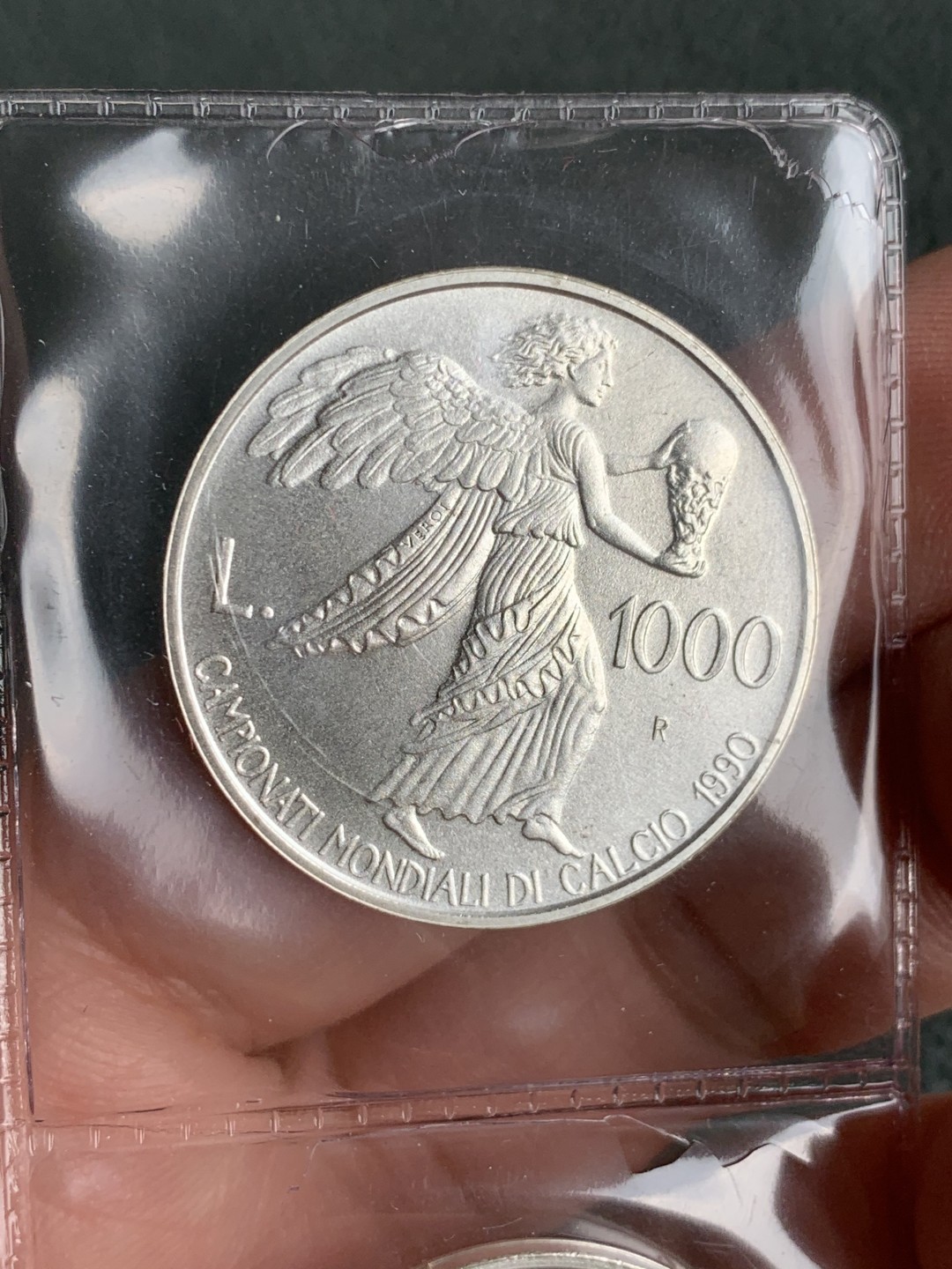 《竞宝斋》第140场-周日，周一，周四 3拍 (全场包邮) 圣马力诺1990年 大力神杯 500/1000里拉银币 原盒证书