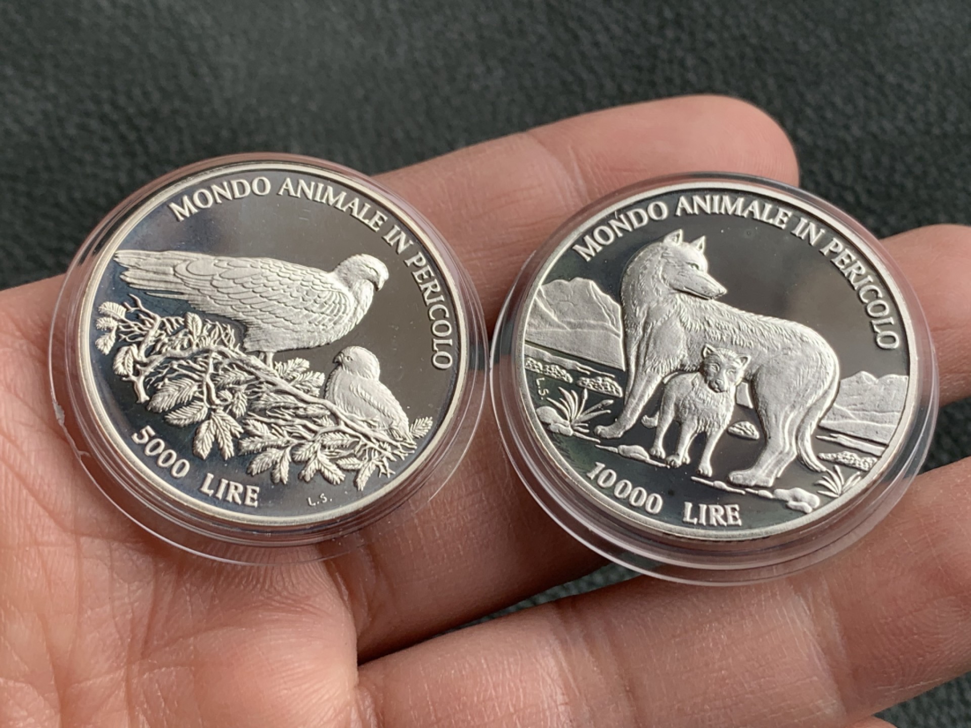 《竞宝斋》第140场-周日，周一，周四 3拍 (全场包邮) 圣马力诺1996年 动物系列5000/10000里拉 精制银币 原盒证书 非常漂亮