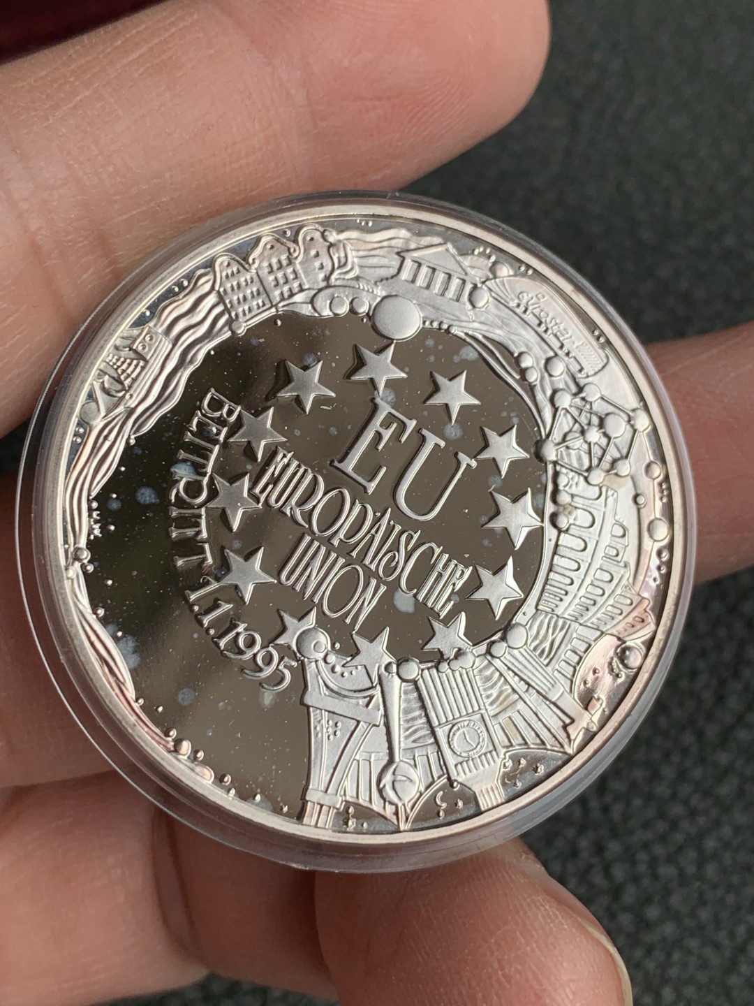 《竞宝斋》第140场-周日，周一，周四 3拍 (全场包邮) 奥地利1995年 15艾古精制大银币 30.12克 925银