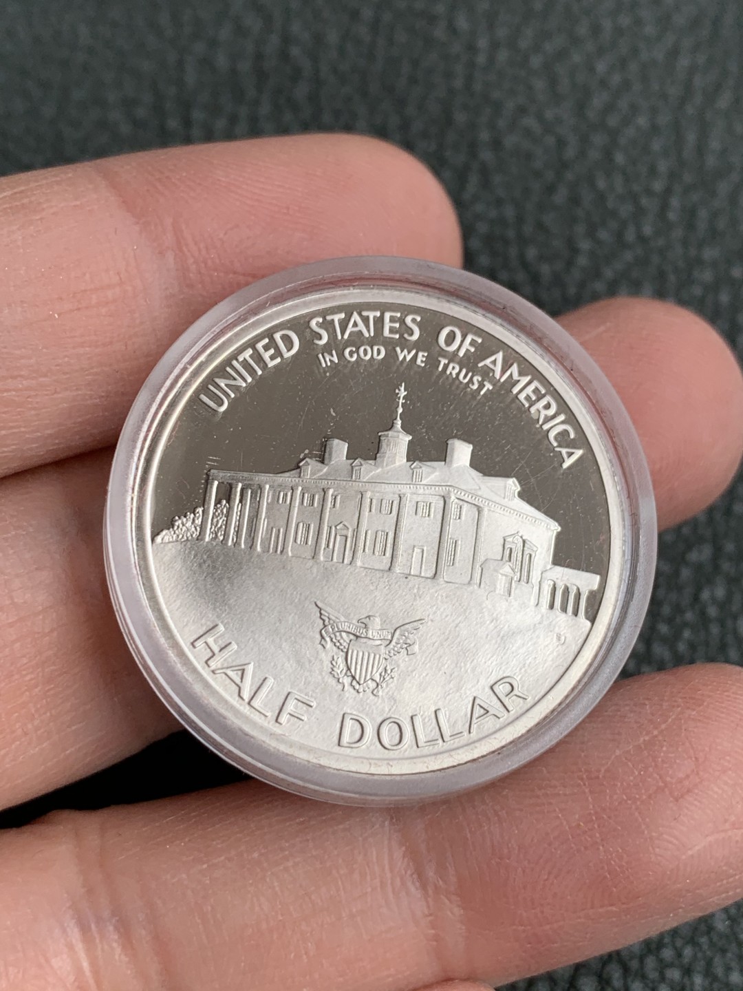 《竞宝斋》第140场-周日，周一，周四 3拍 (全场包邮) 美国1982年 华盛顿骑马 1/2美元 精制银币 原盒证书