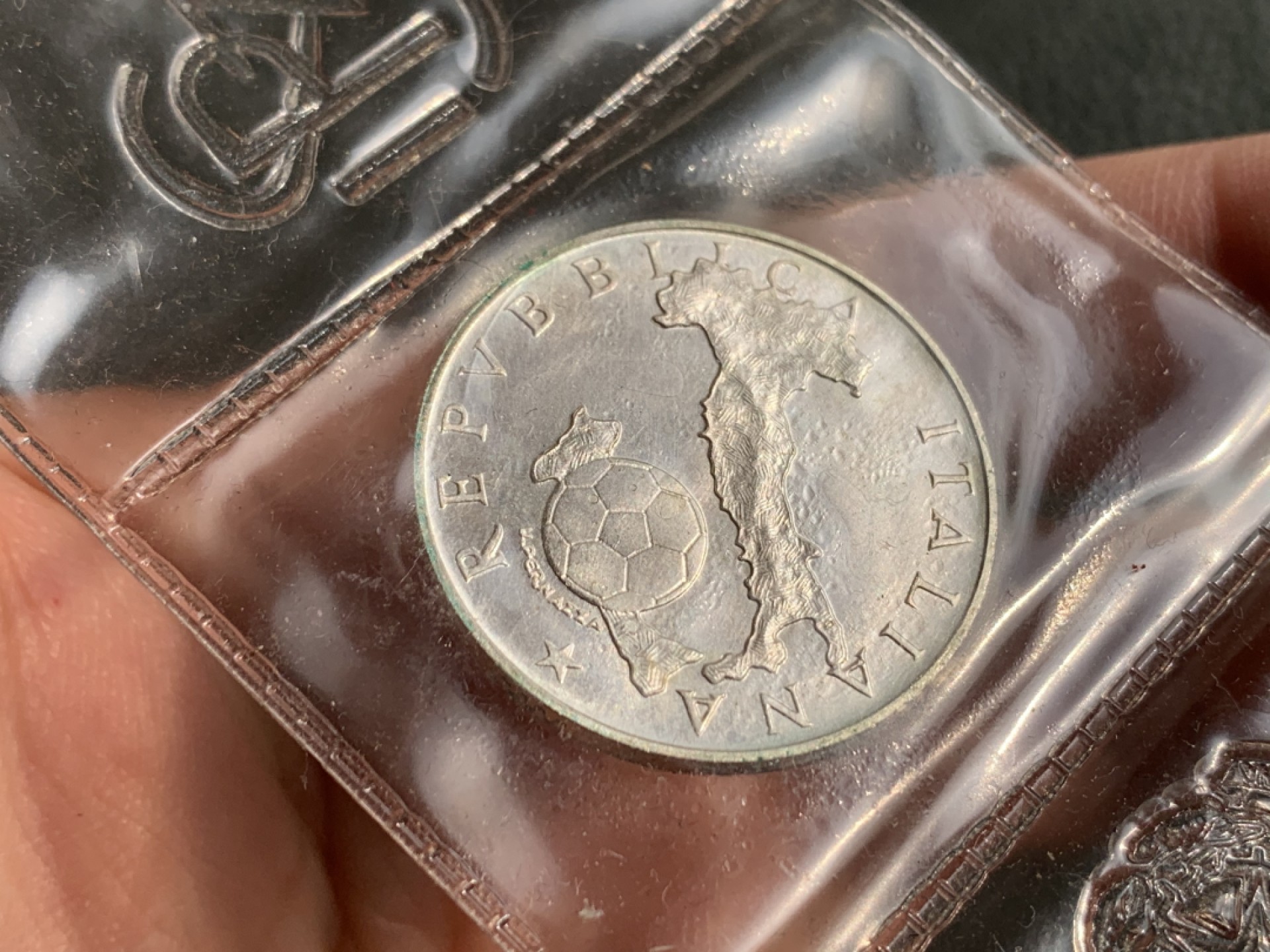 《竞宝斋》第140场-周日，周一，周四 3拍 (全场包邮) 意大利 1986年 世界杯纪念 500里拉银币 原封装