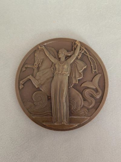 欧洲勋章纪念章第九期 - 1935年诺曼底邮轮通航铜章，68mm，装饰艺术代表作之一